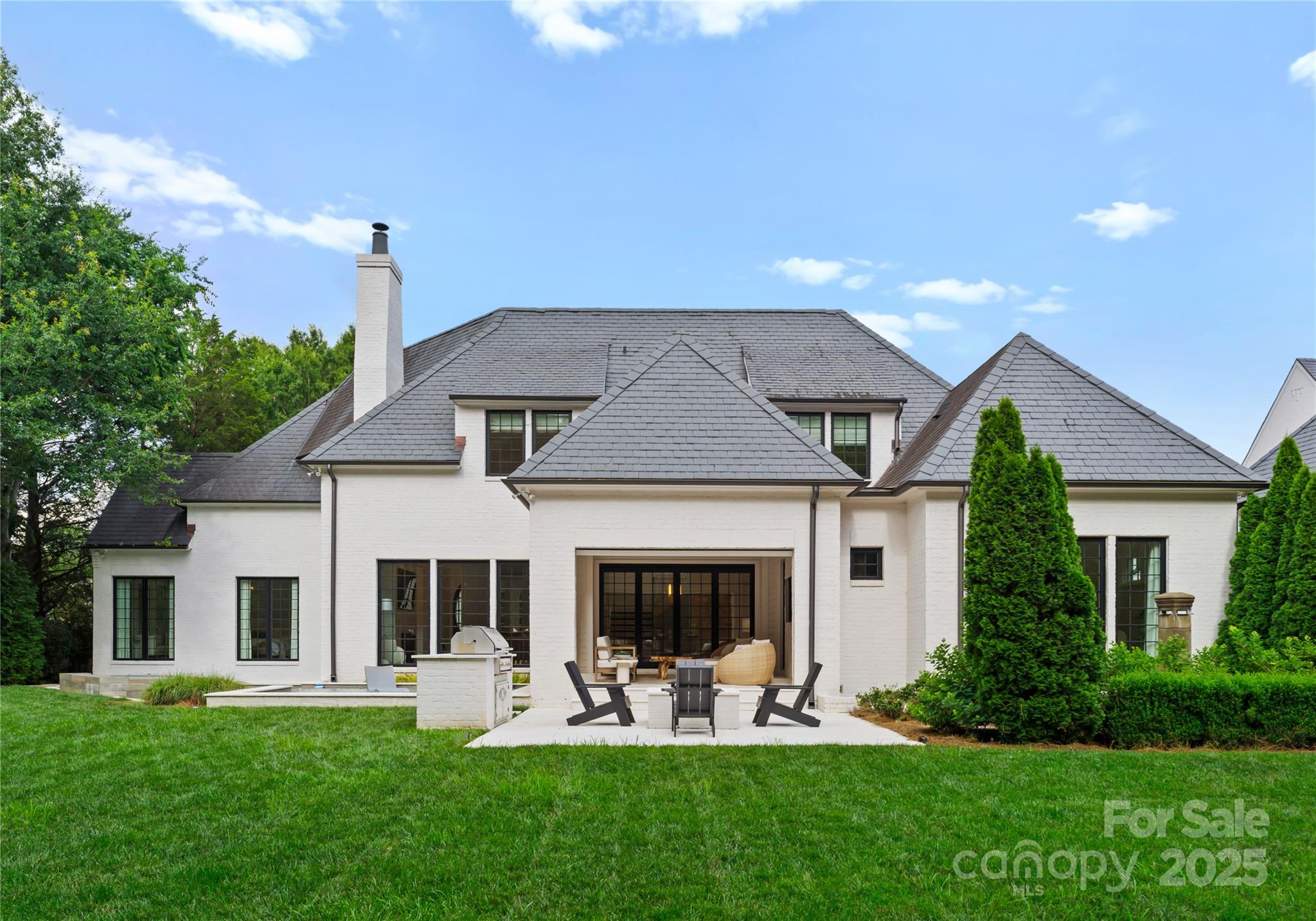 Ockley Manor - Residential