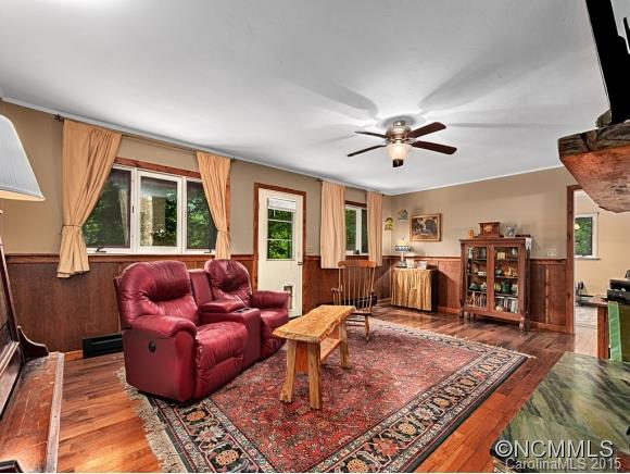 Knob Hill - Residential