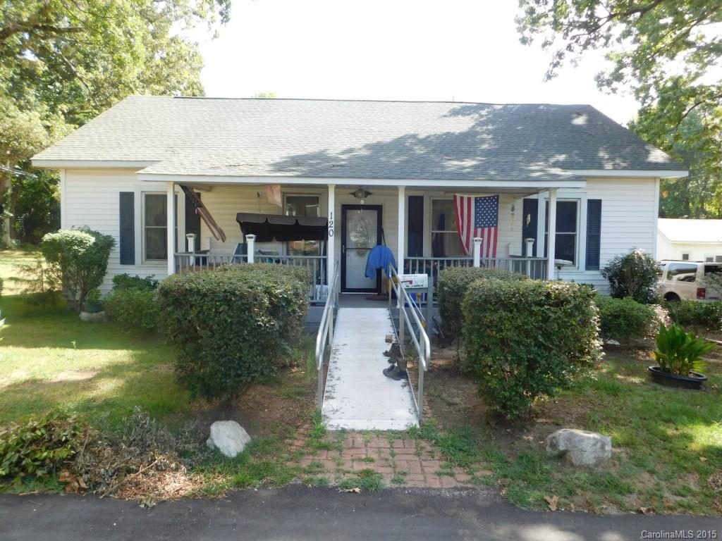 4 Bedroom 1Bath Home w/a Formal Living Rm.  New Trex Decking Front Porch. Large Back Yard w/Detached Storage Building. Great Home for Investors.  Needs Some TLC.  Close to Schools, Shopping & Dining.