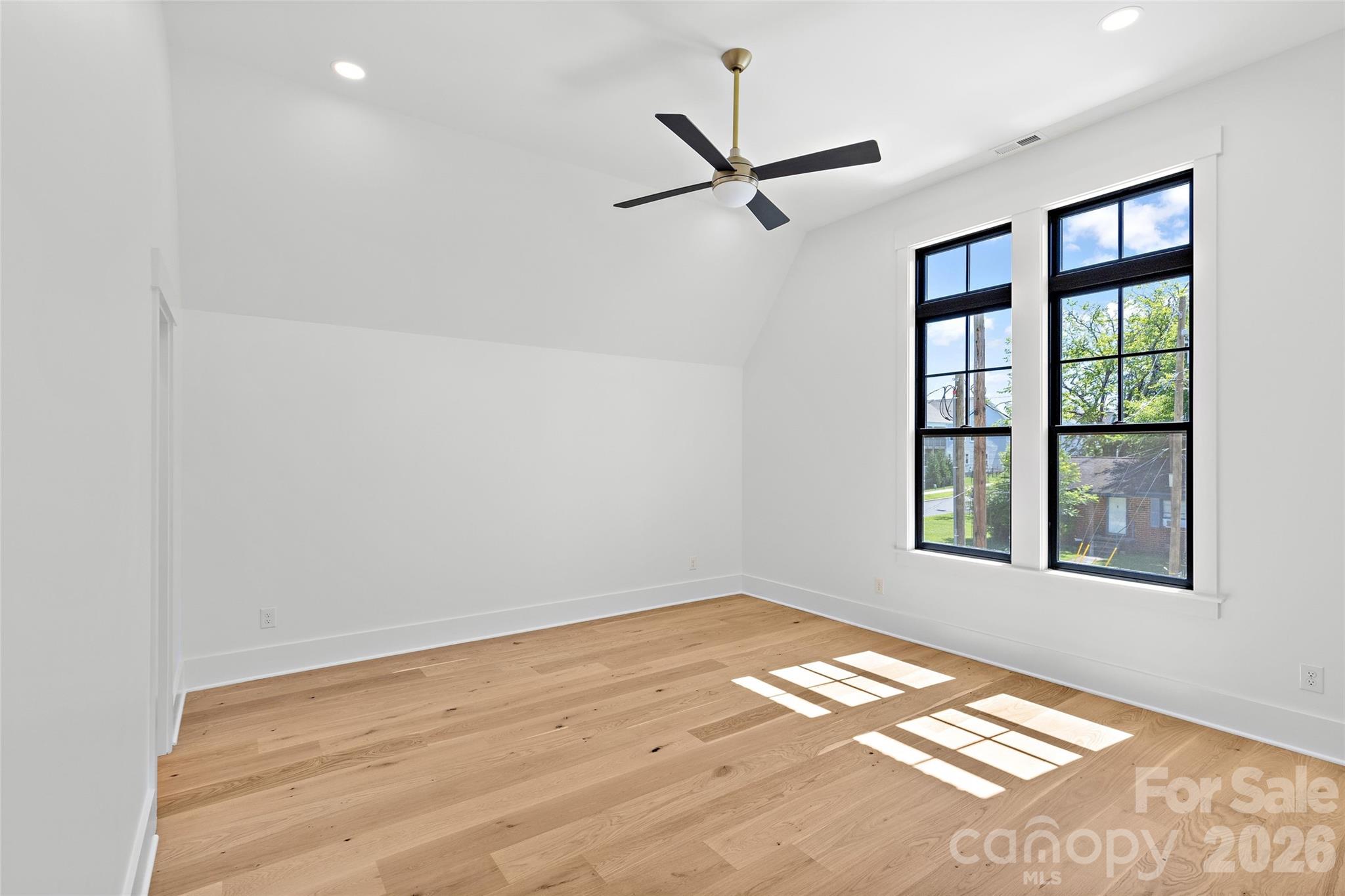 Villa Heights - Residential