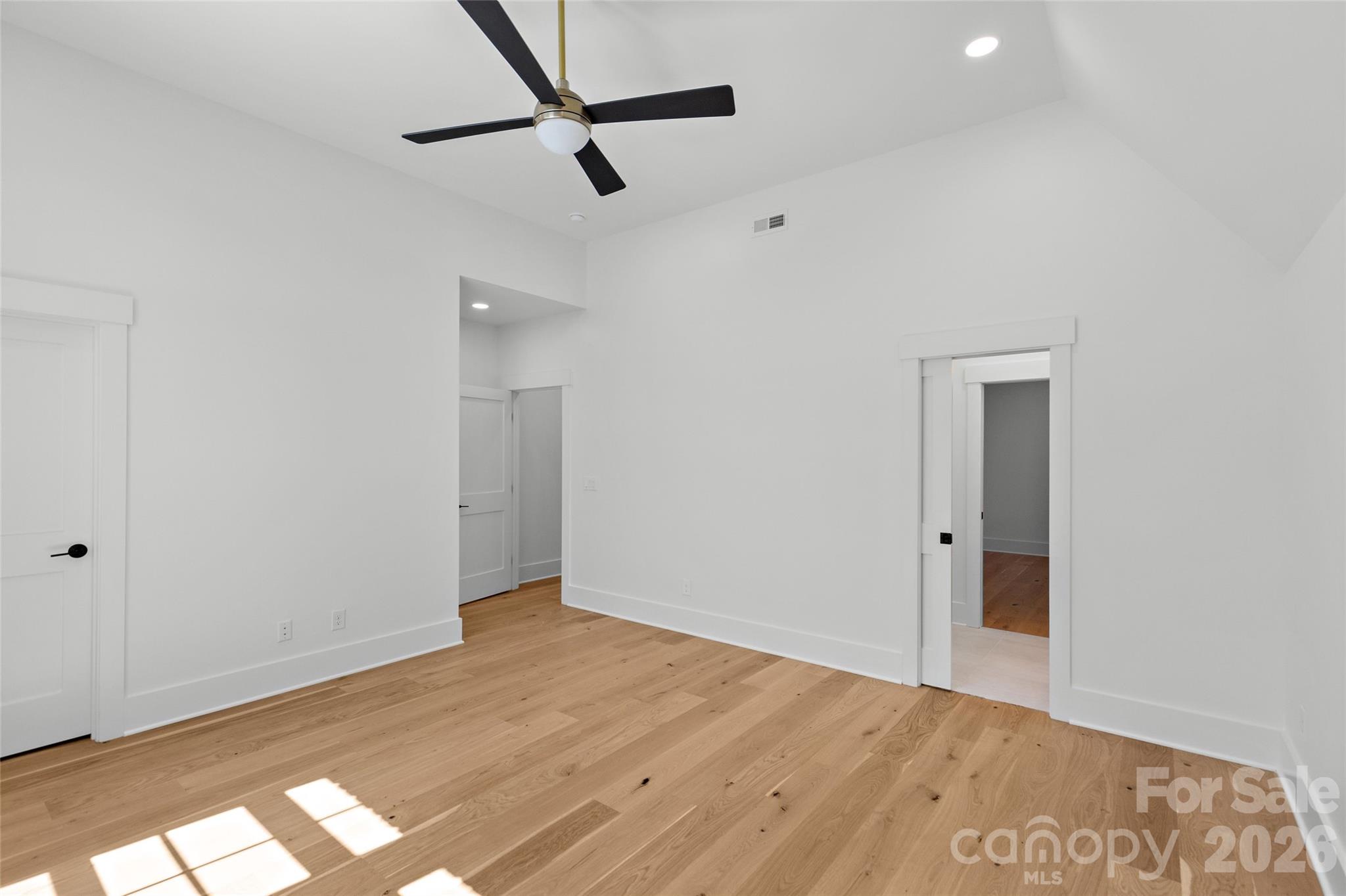 Villa Heights - Residential