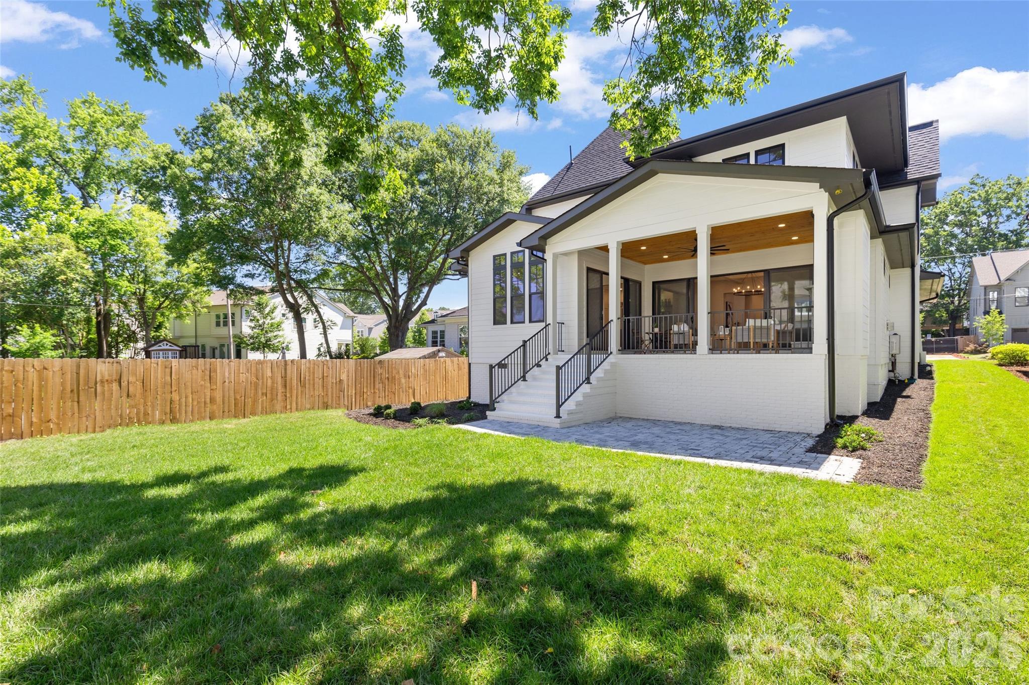 Villa Heights - Residential