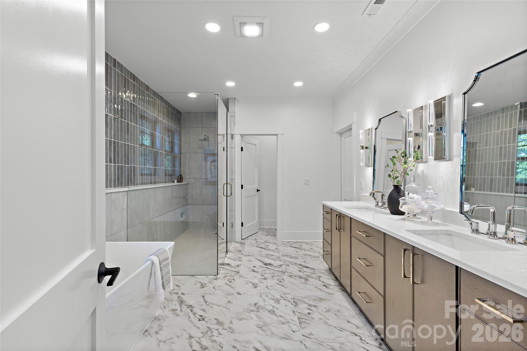 Villa Heights - Residential
