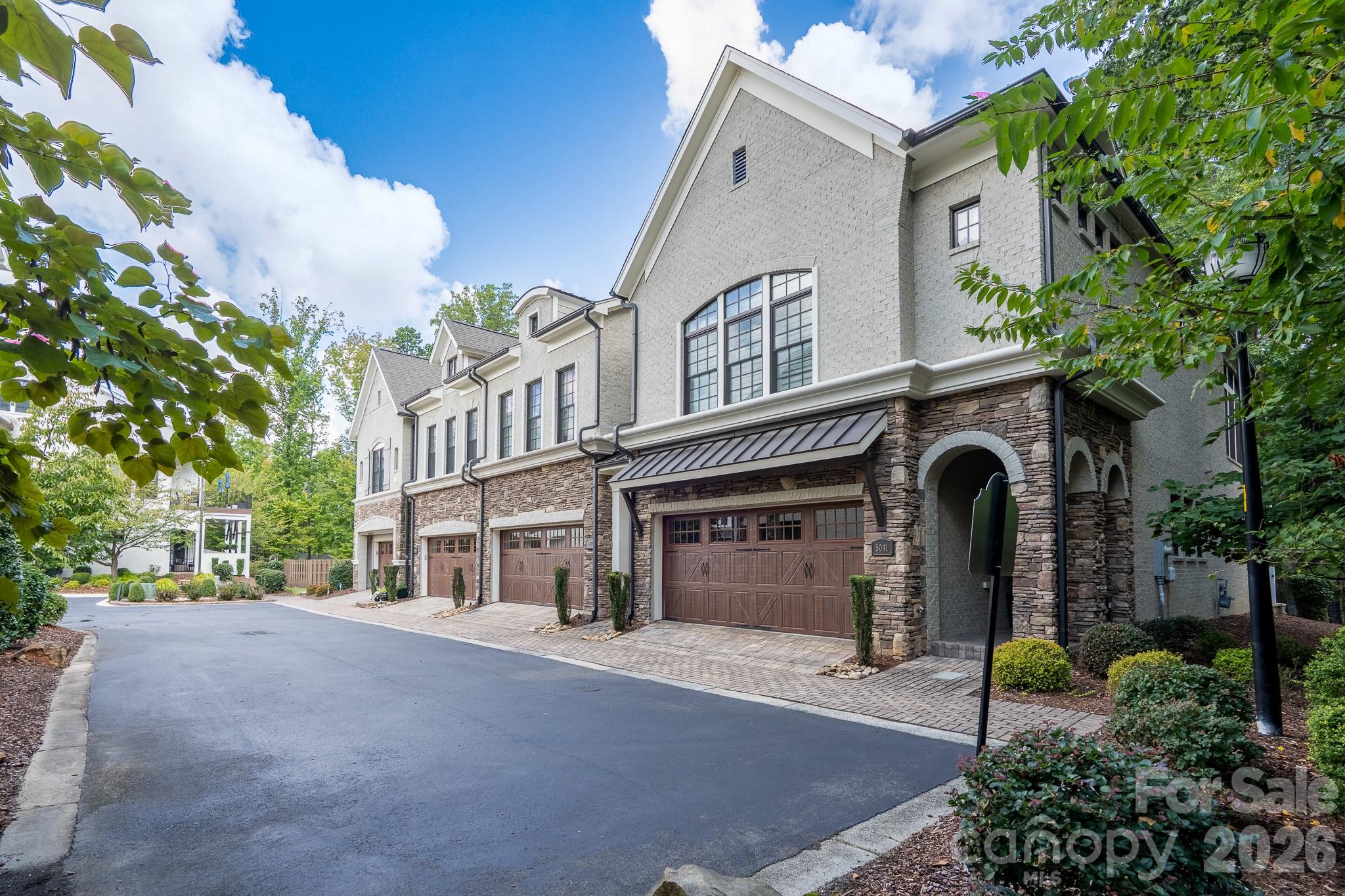 Avignon at Southpark - Residential