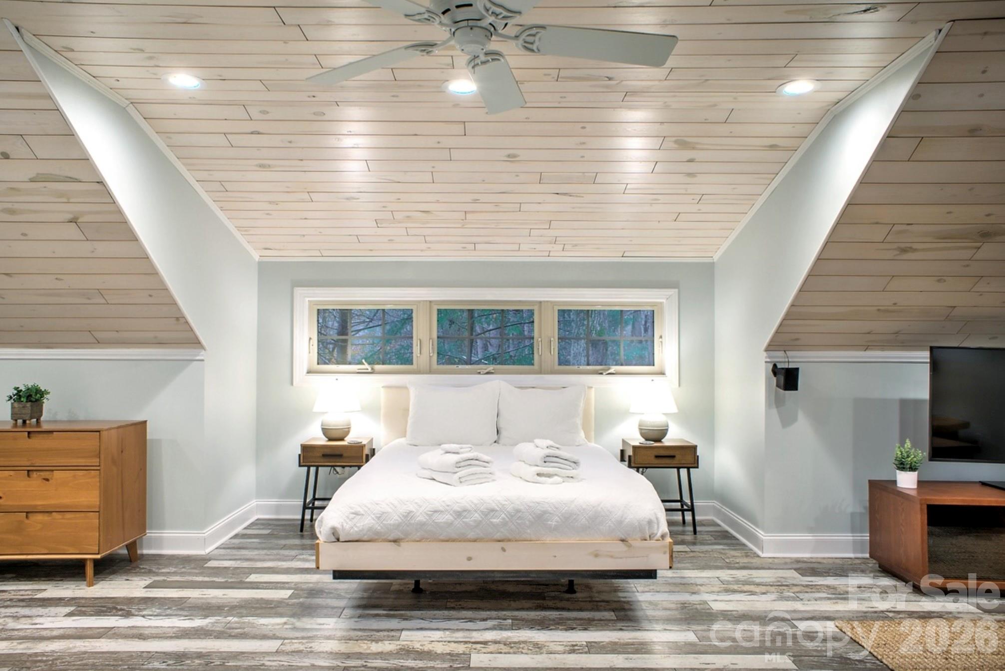 Rumbling Bald on Lake Lure - Residential