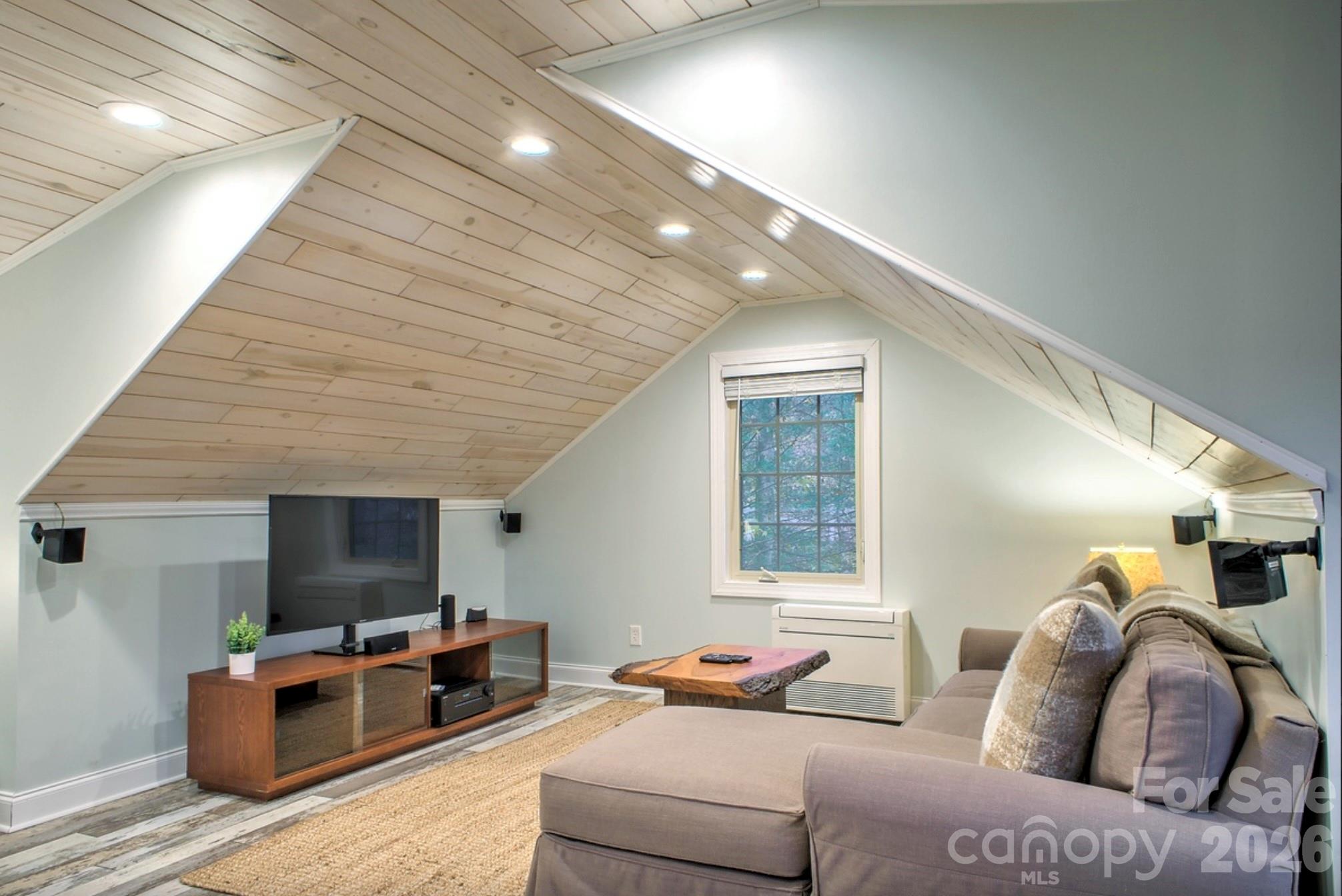 Rumbling Bald on Lake Lure - Residential
