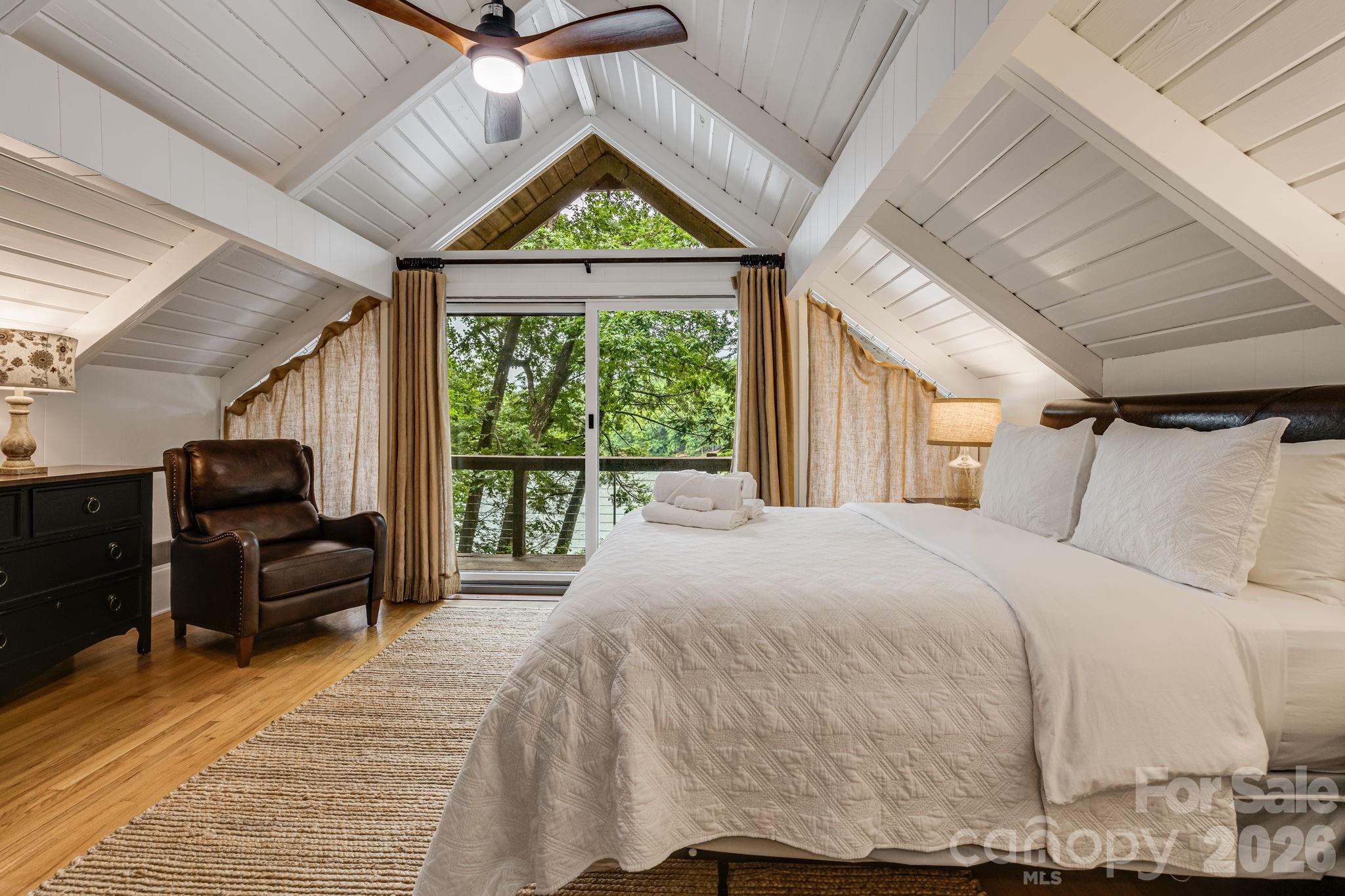 Rumbling Bald on Lake Lure - Residential