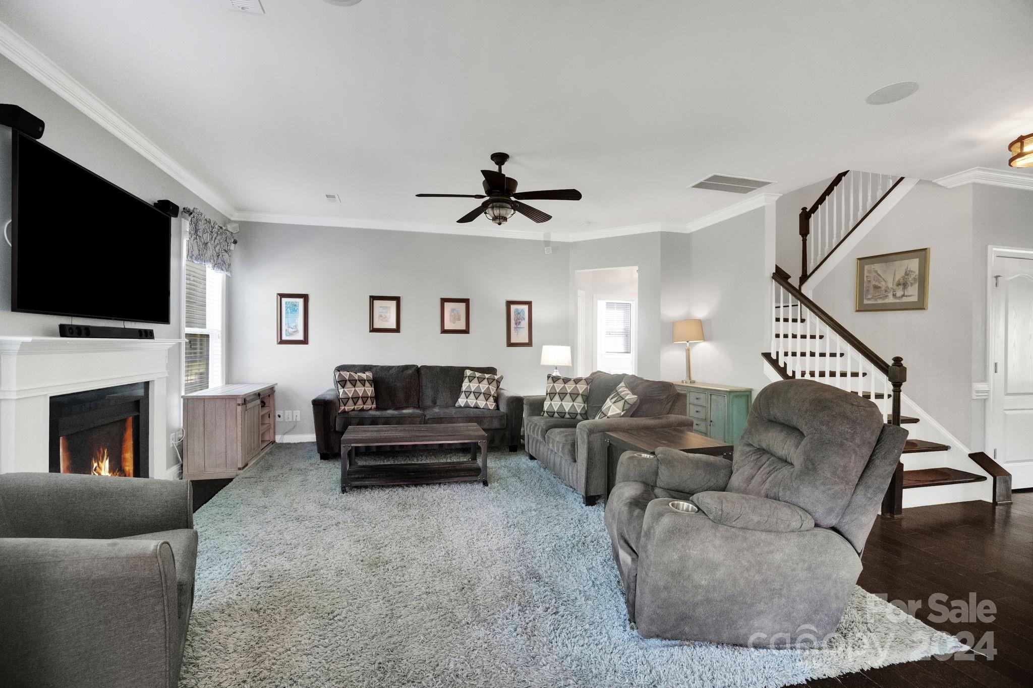 Hawks Creek - Residential