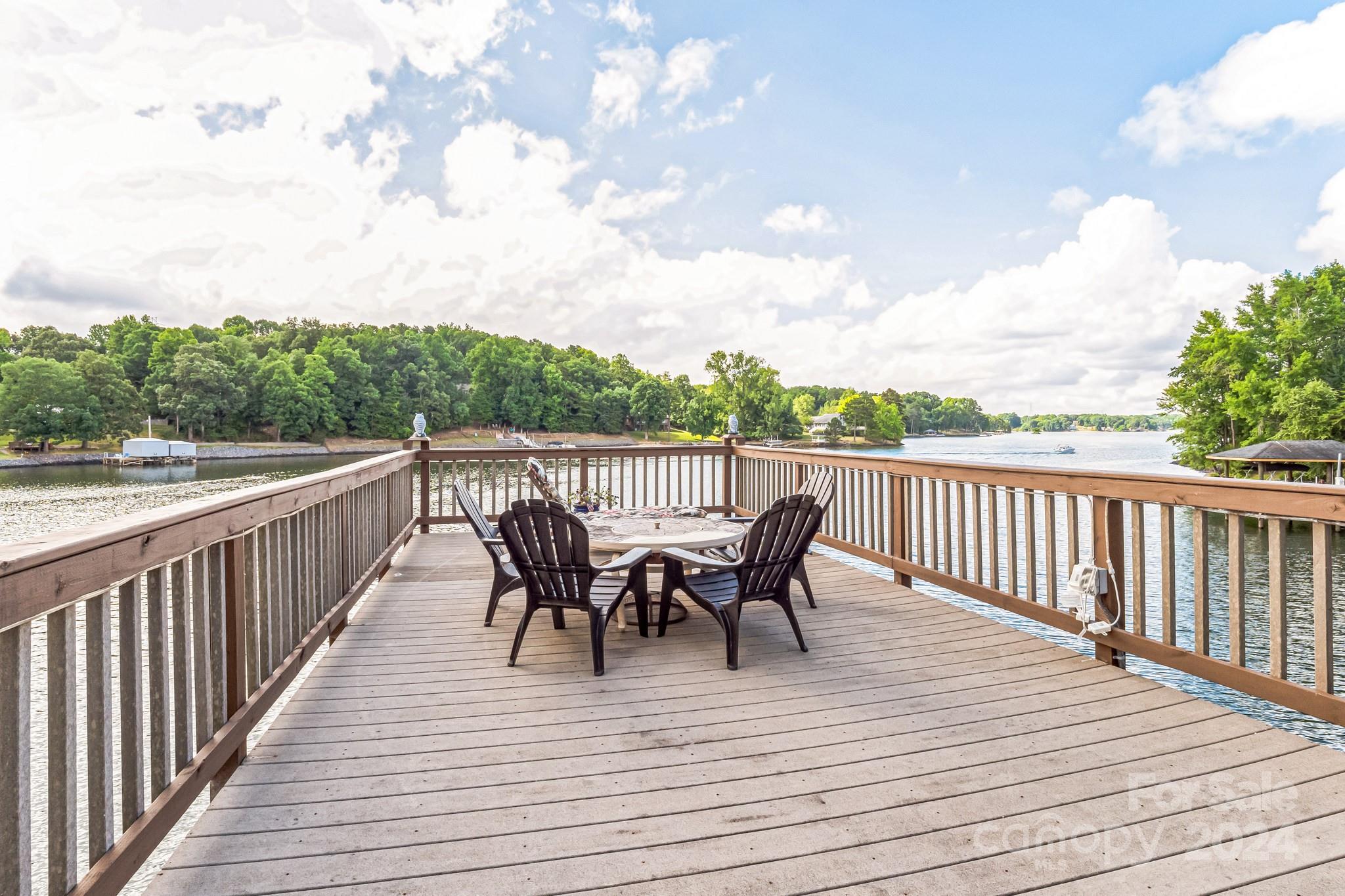 Lakeshore - Residential