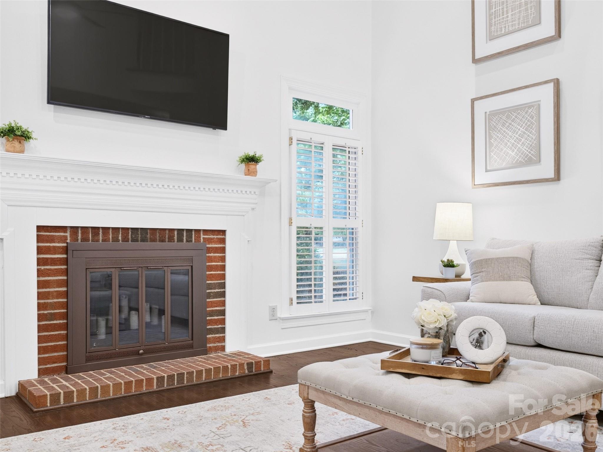 Davis Lake - Residential