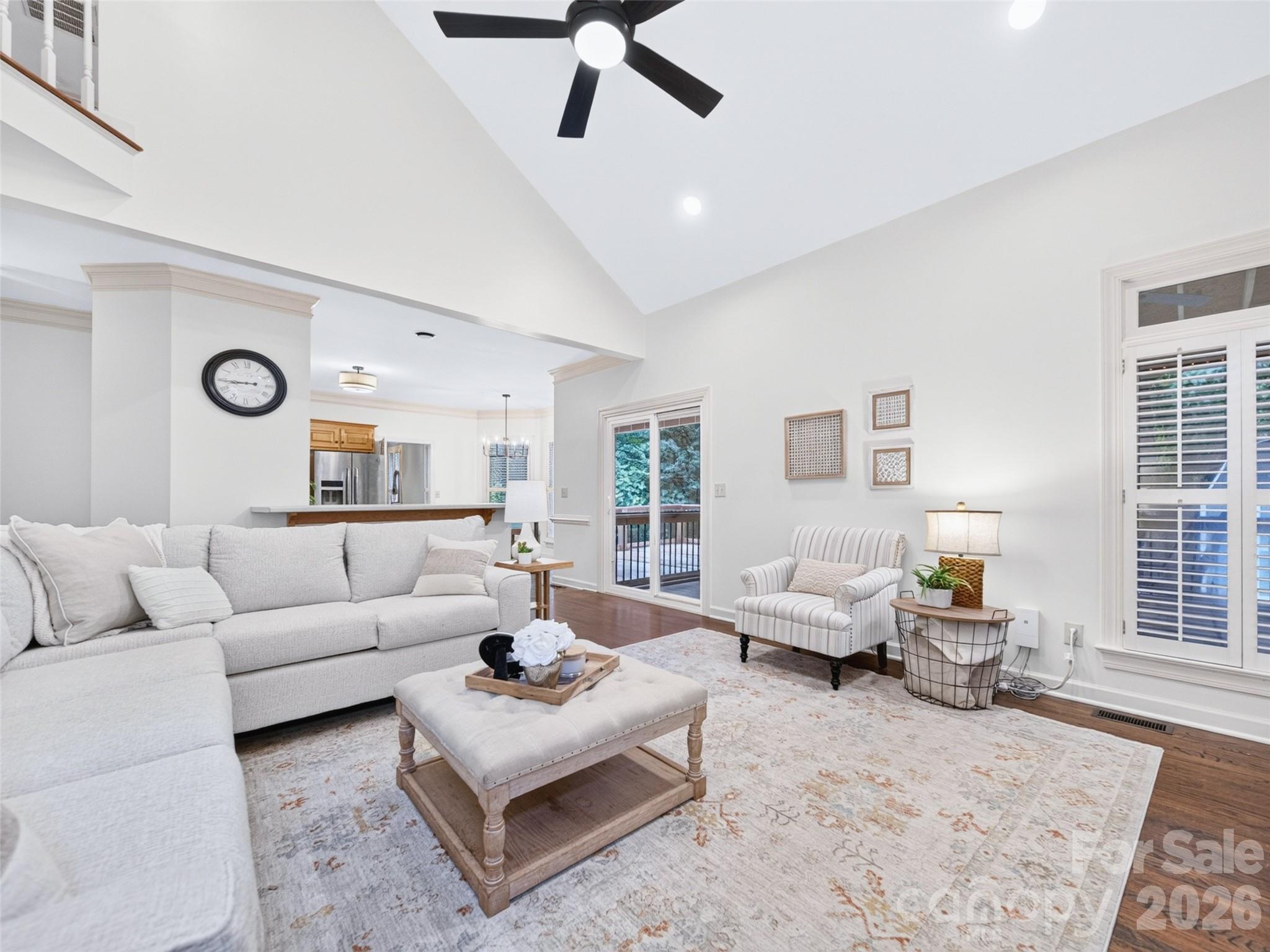 Davis Lake - Residential