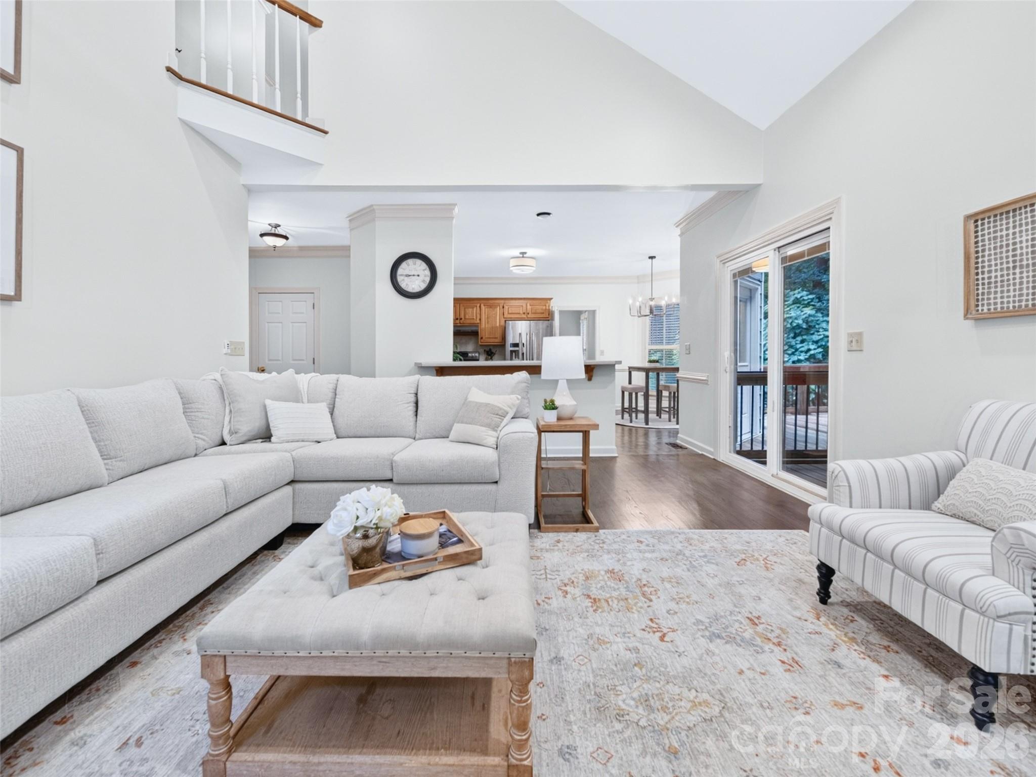 Davis Lake - Residential