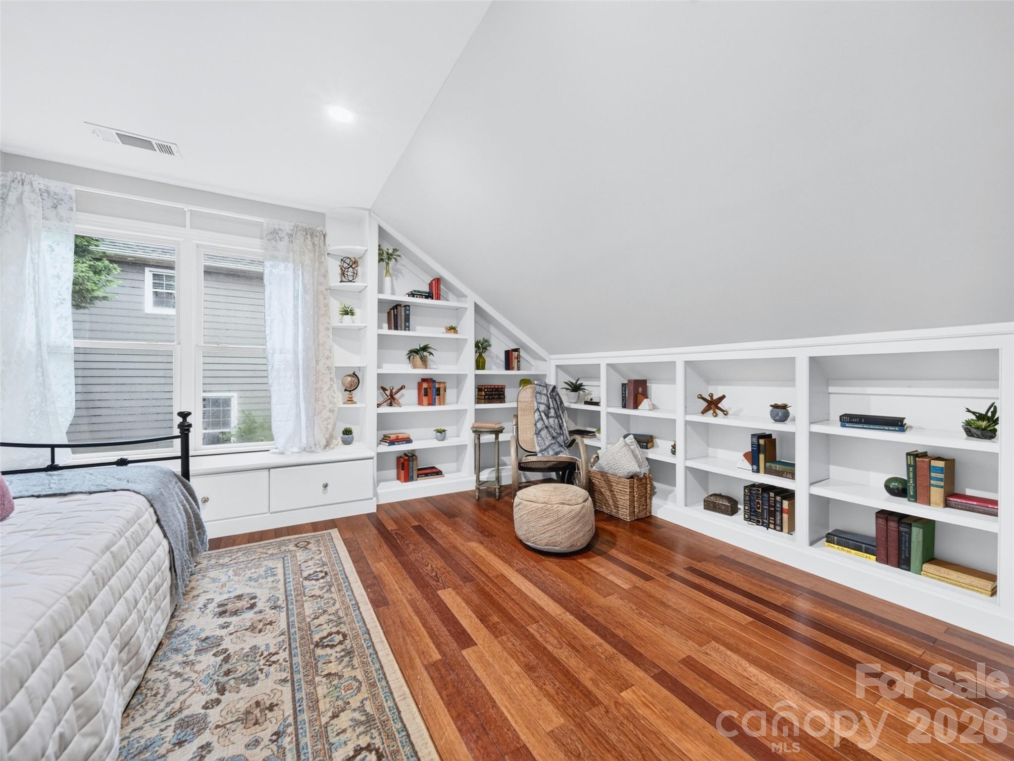 Davis Lake - Residential