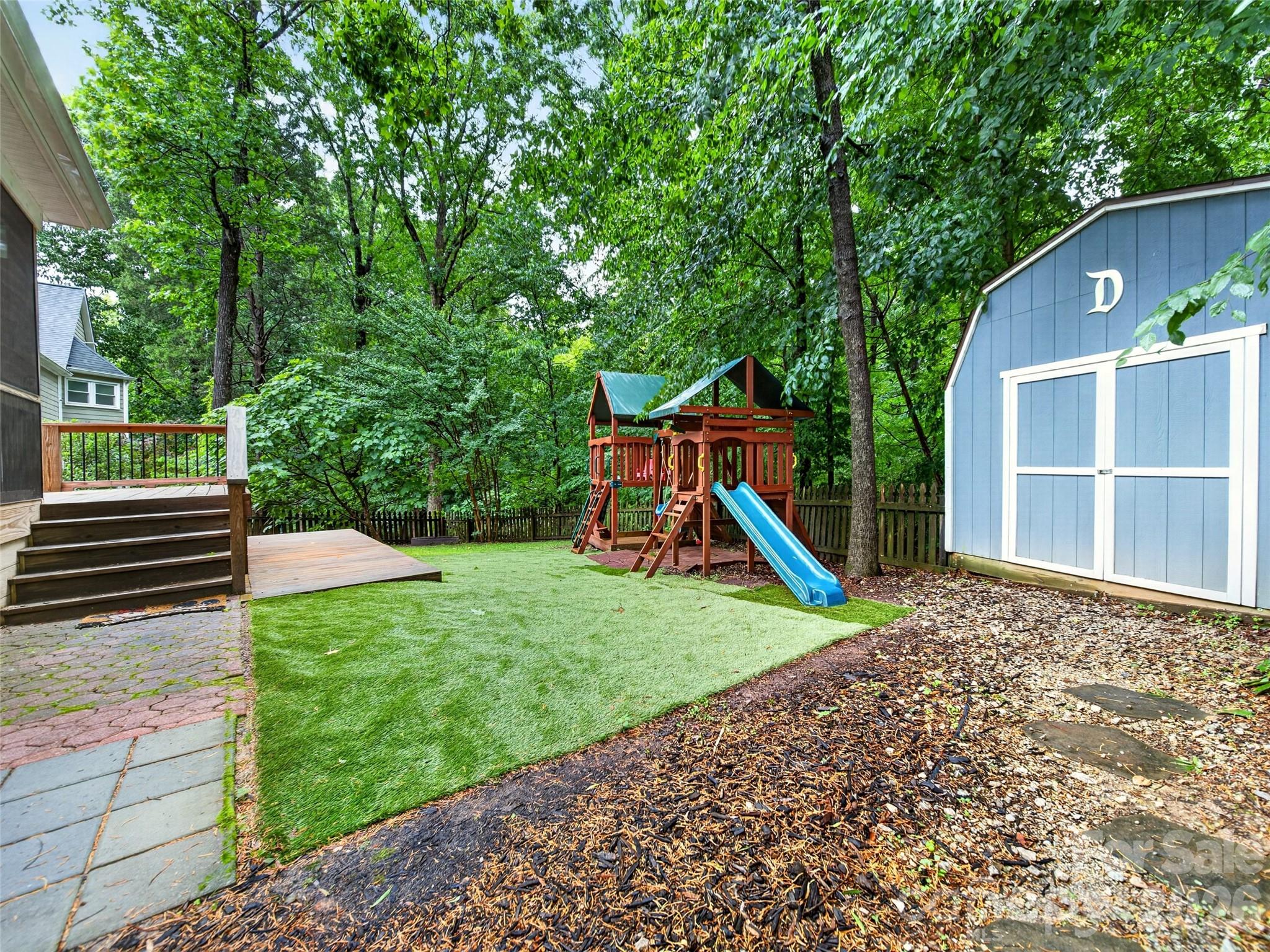 Davis Lake - Residential