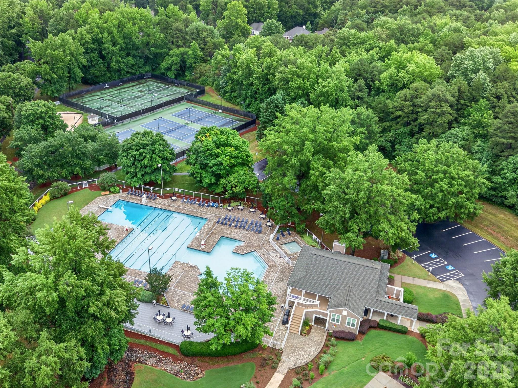 Davis Lake - Residential