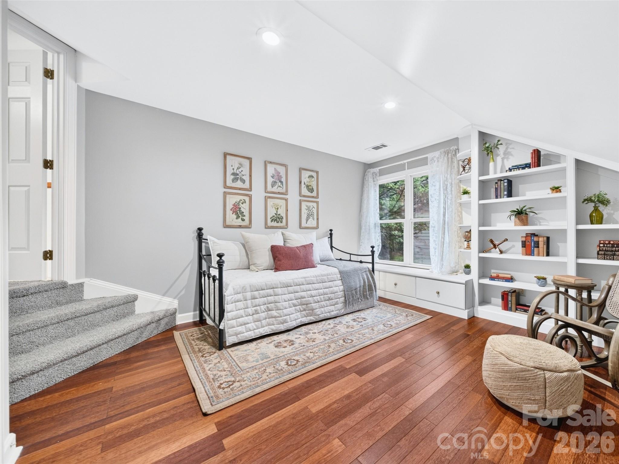 Davis Lake - Residential