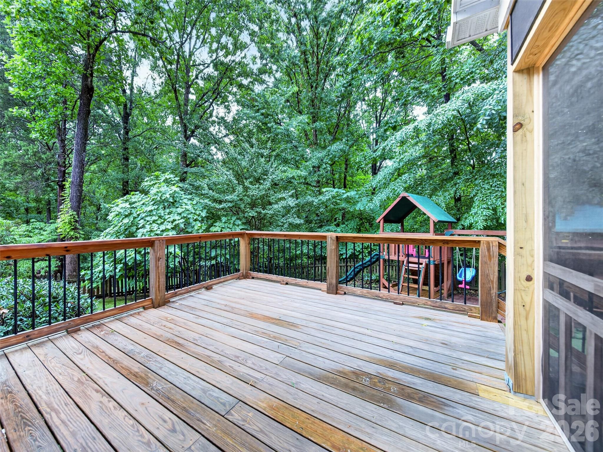 Davis Lake - Residential