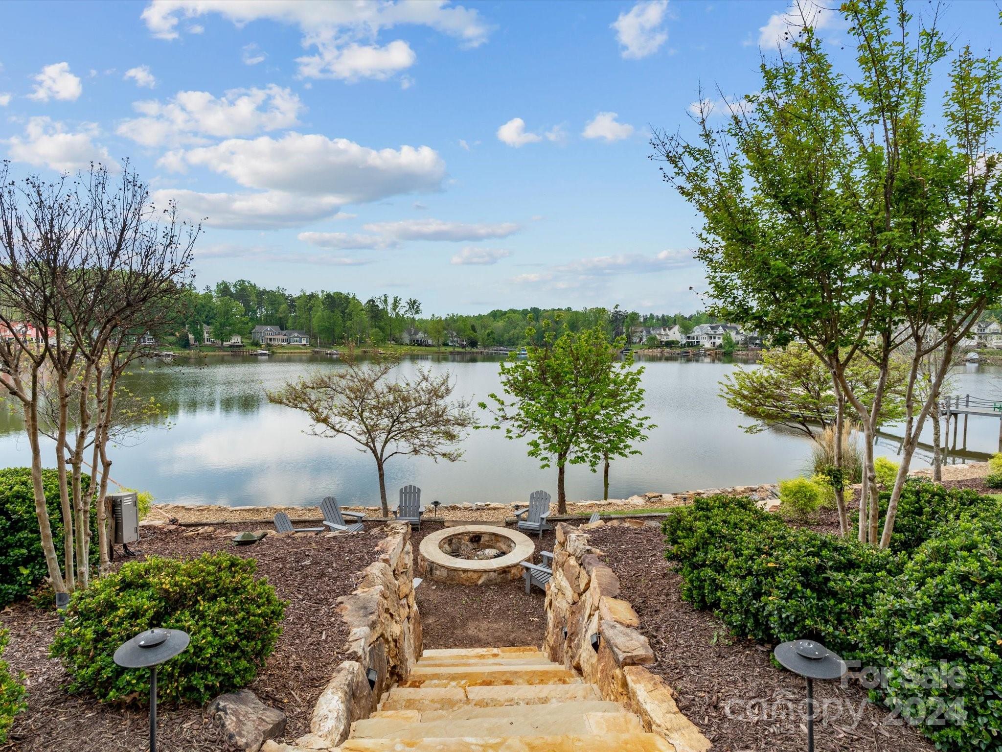 Sisters Cove - Residential