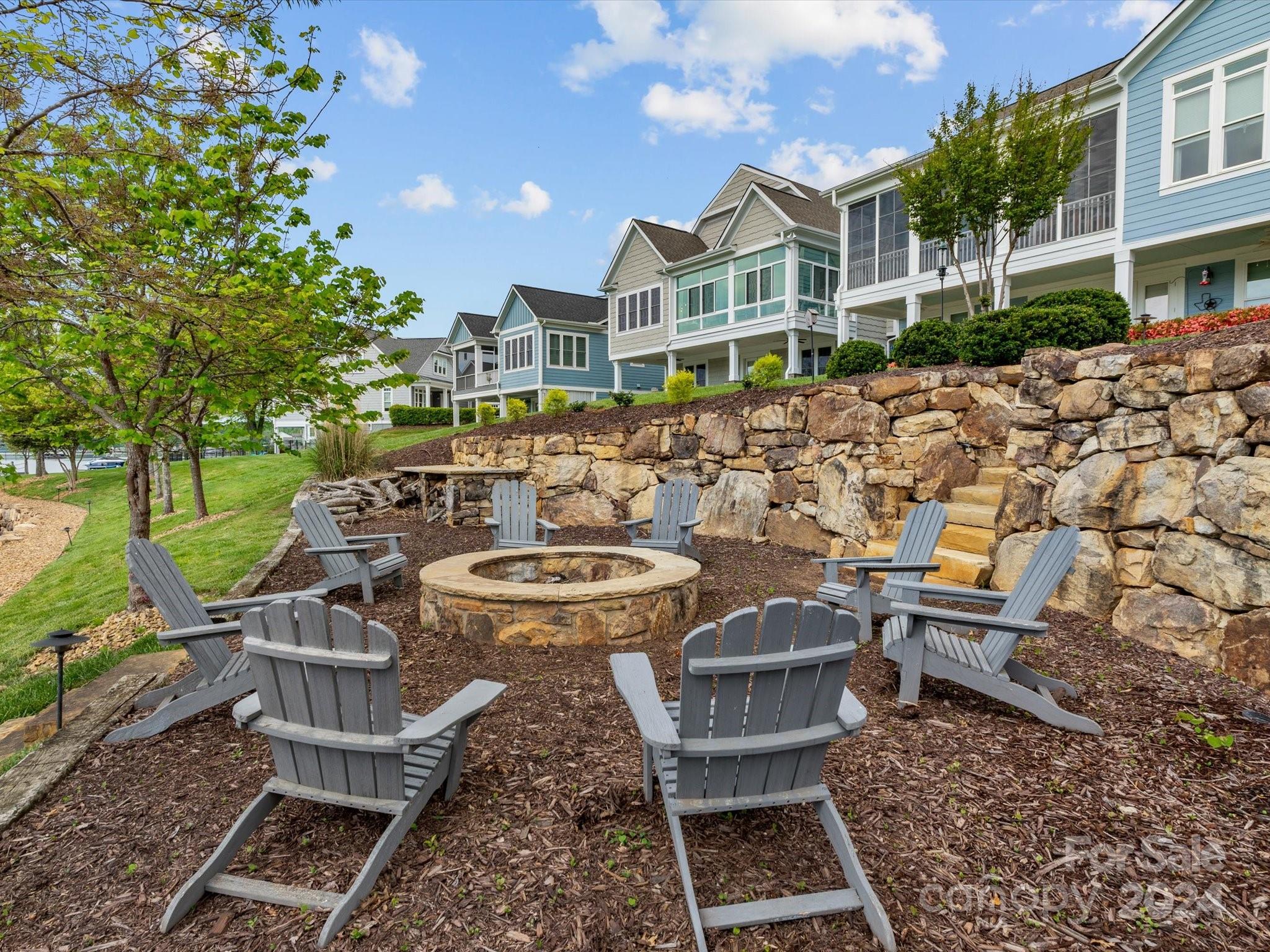 Sisters Cove - Residential