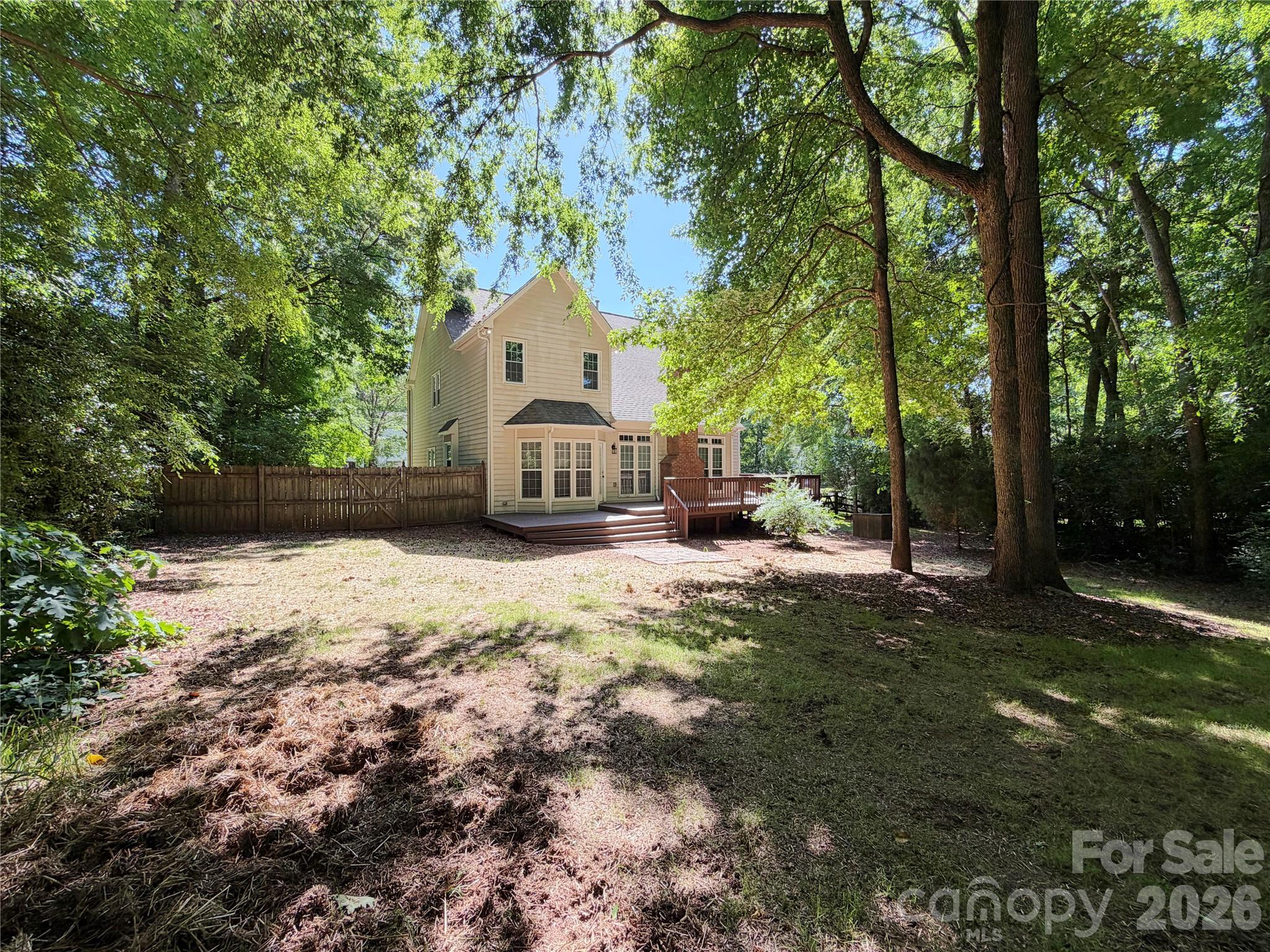 Weddington Woods - Residential