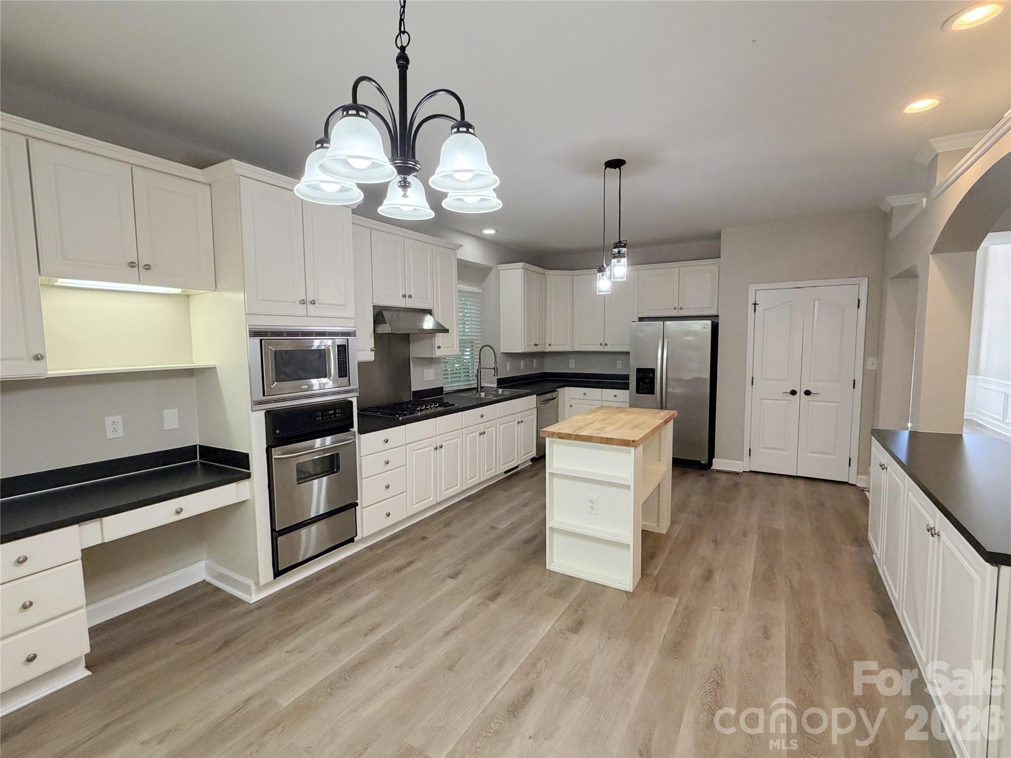 Weddington Woods - Residential