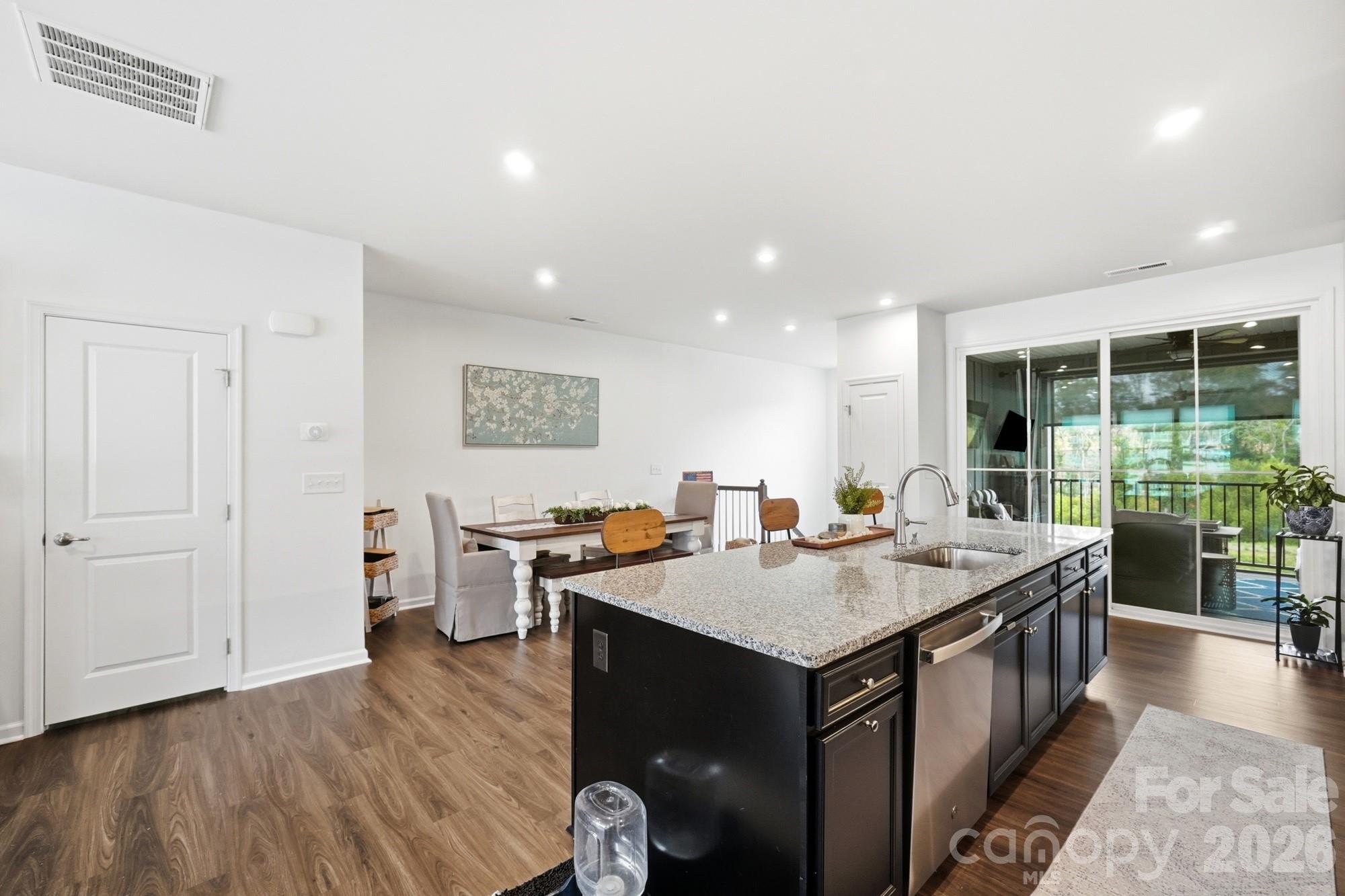 Trinity Townes - Residential
