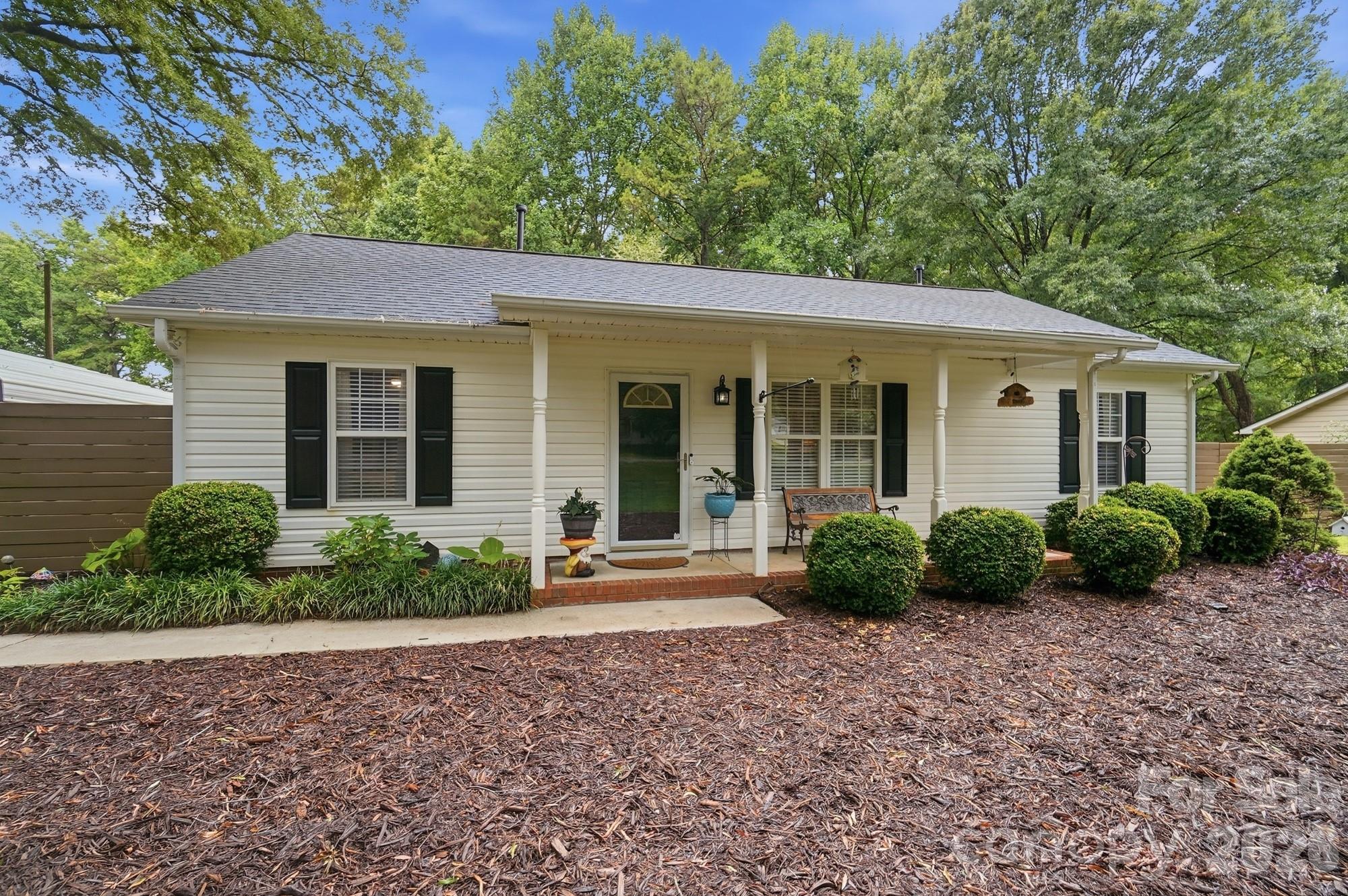 Mintwood Acres - Residential