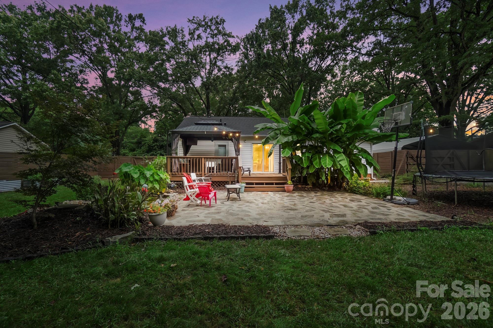 Mintwood Acres - Residential