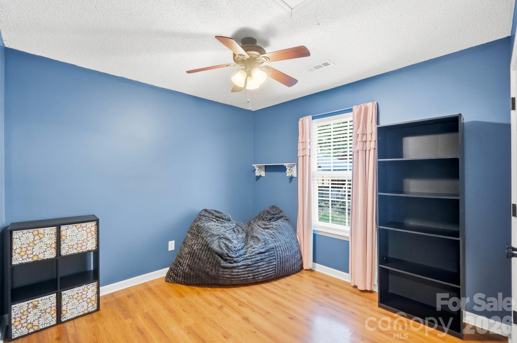Mintwood Acres - Residential
