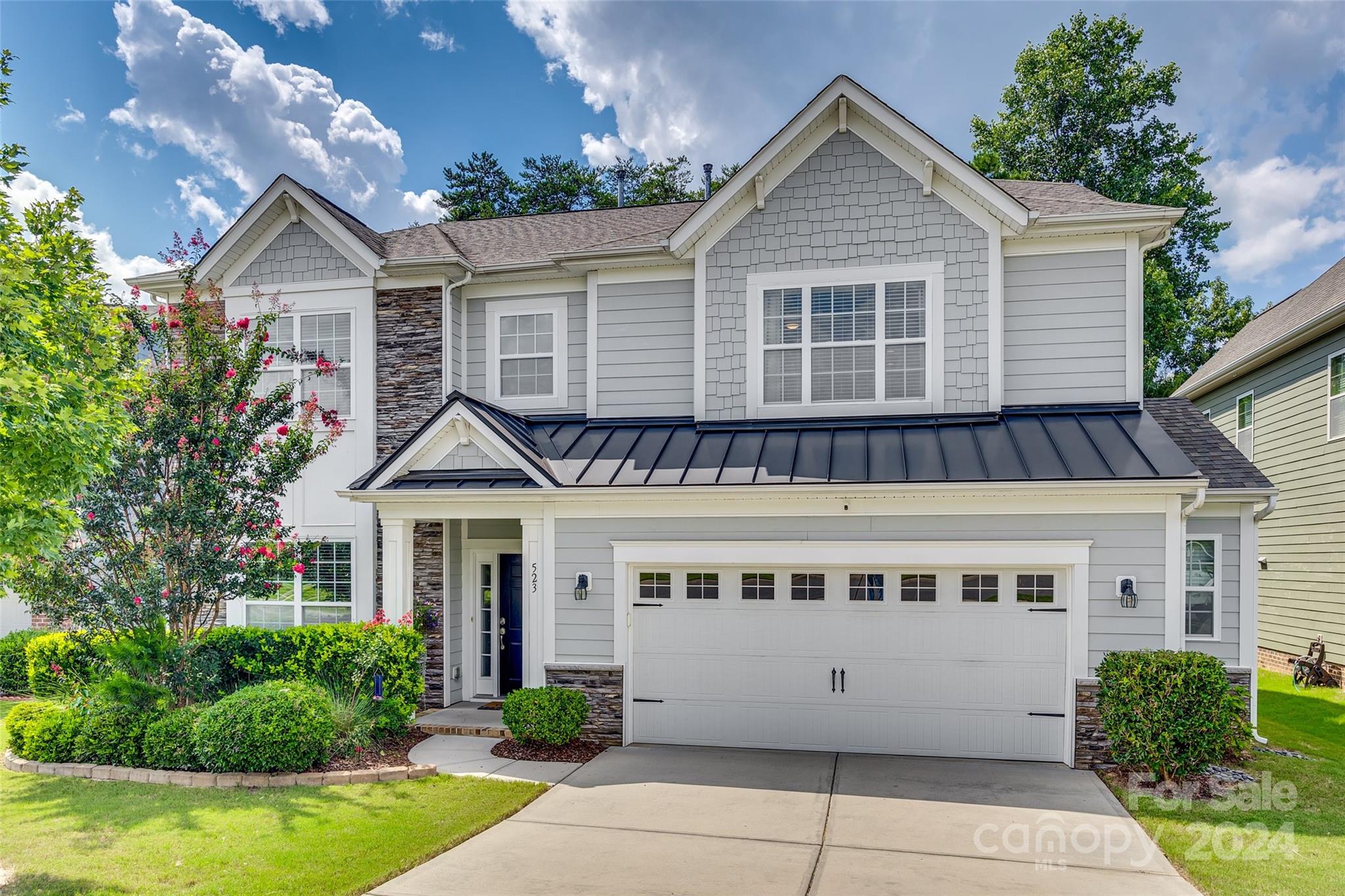 Hawks Creek - Residential