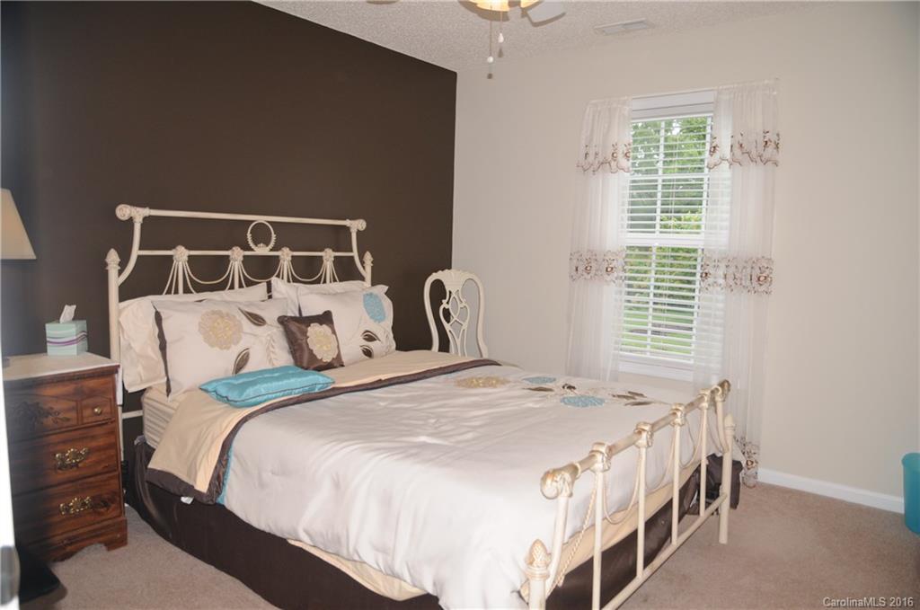 Steele Meadows - Residential