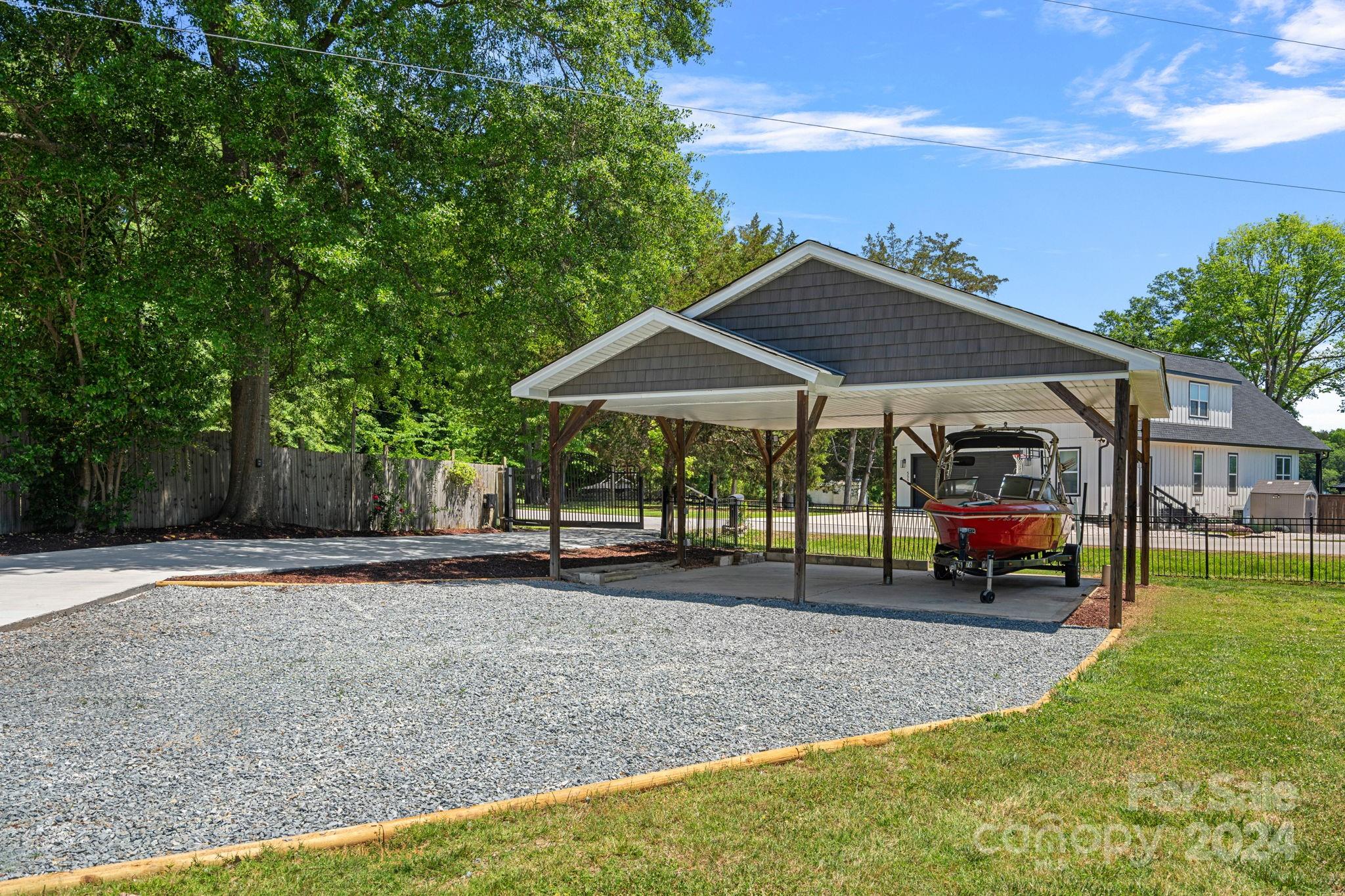Riverfront - Residential
