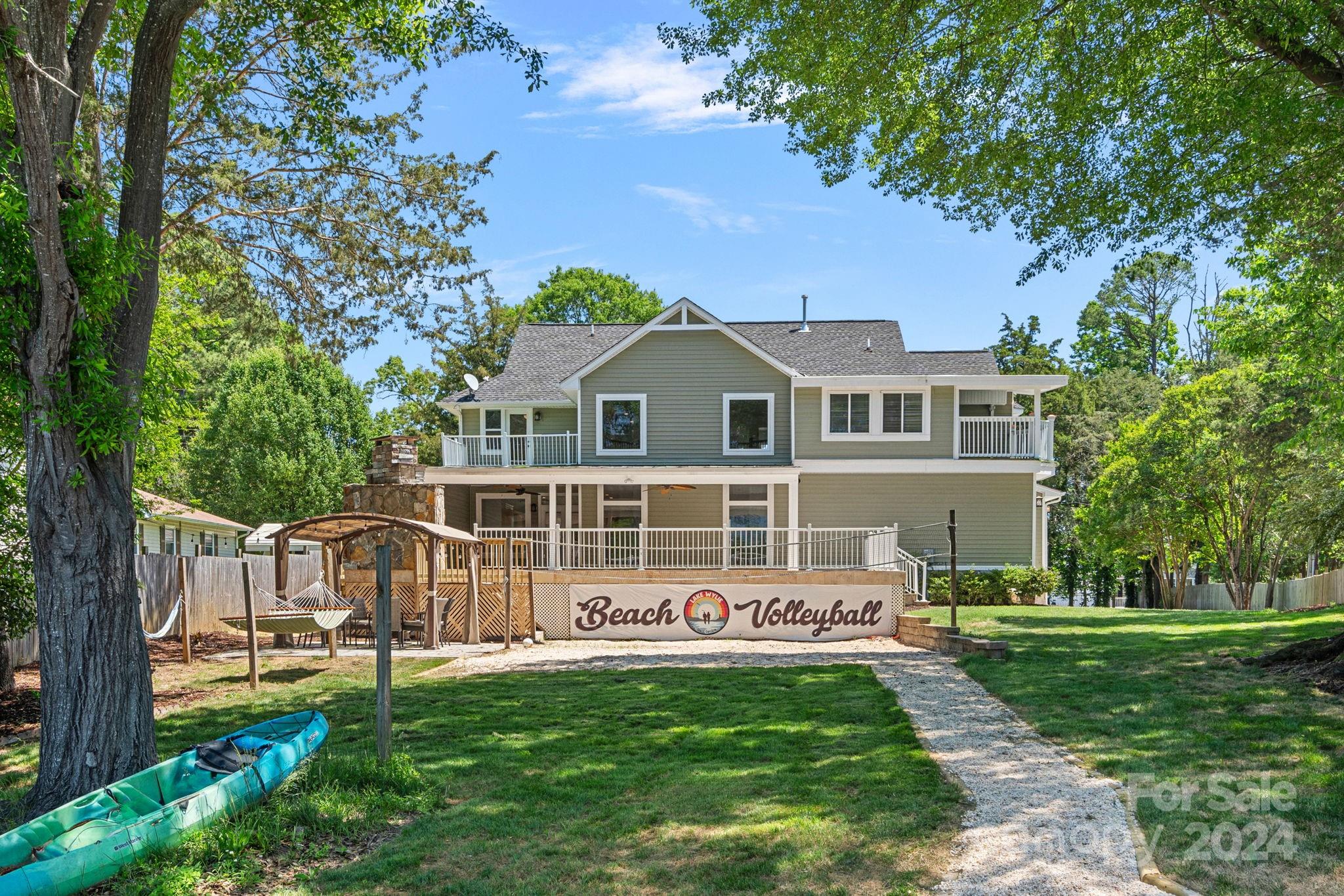 Riverfront - Residential