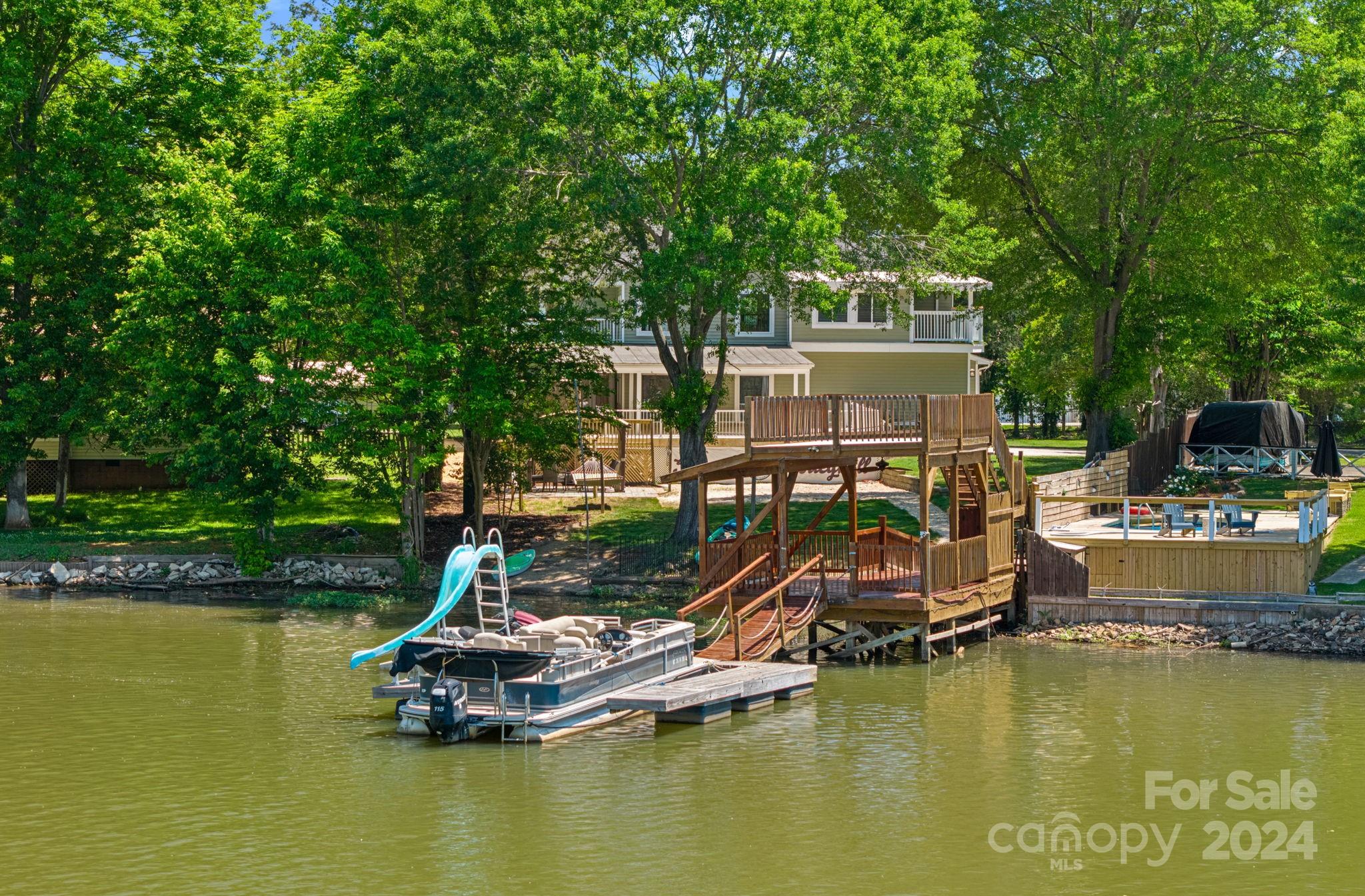Riverfront - Residential
