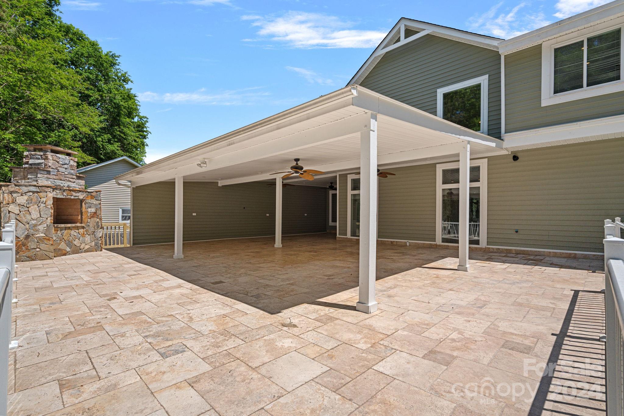 Riverfront - Residential