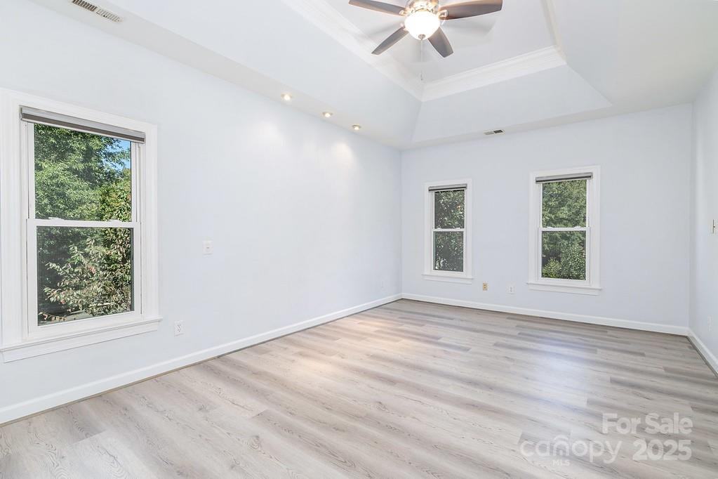 Davis Lake - Residential