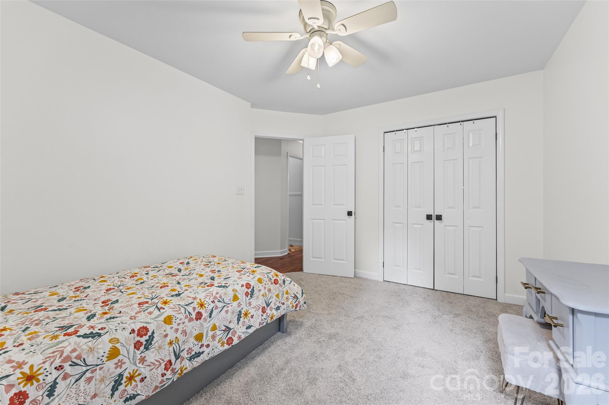 Tega Cay - Residential