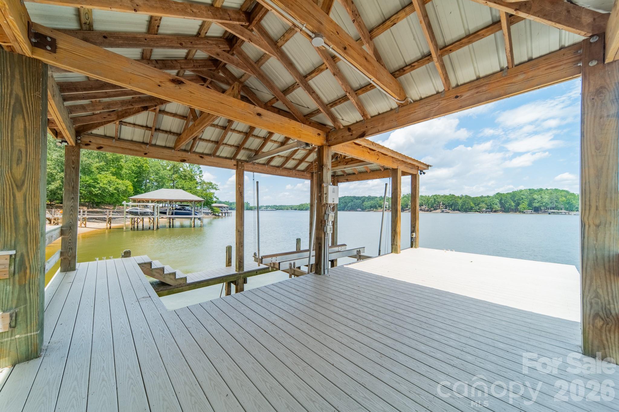 McLean - South Shore - Residential