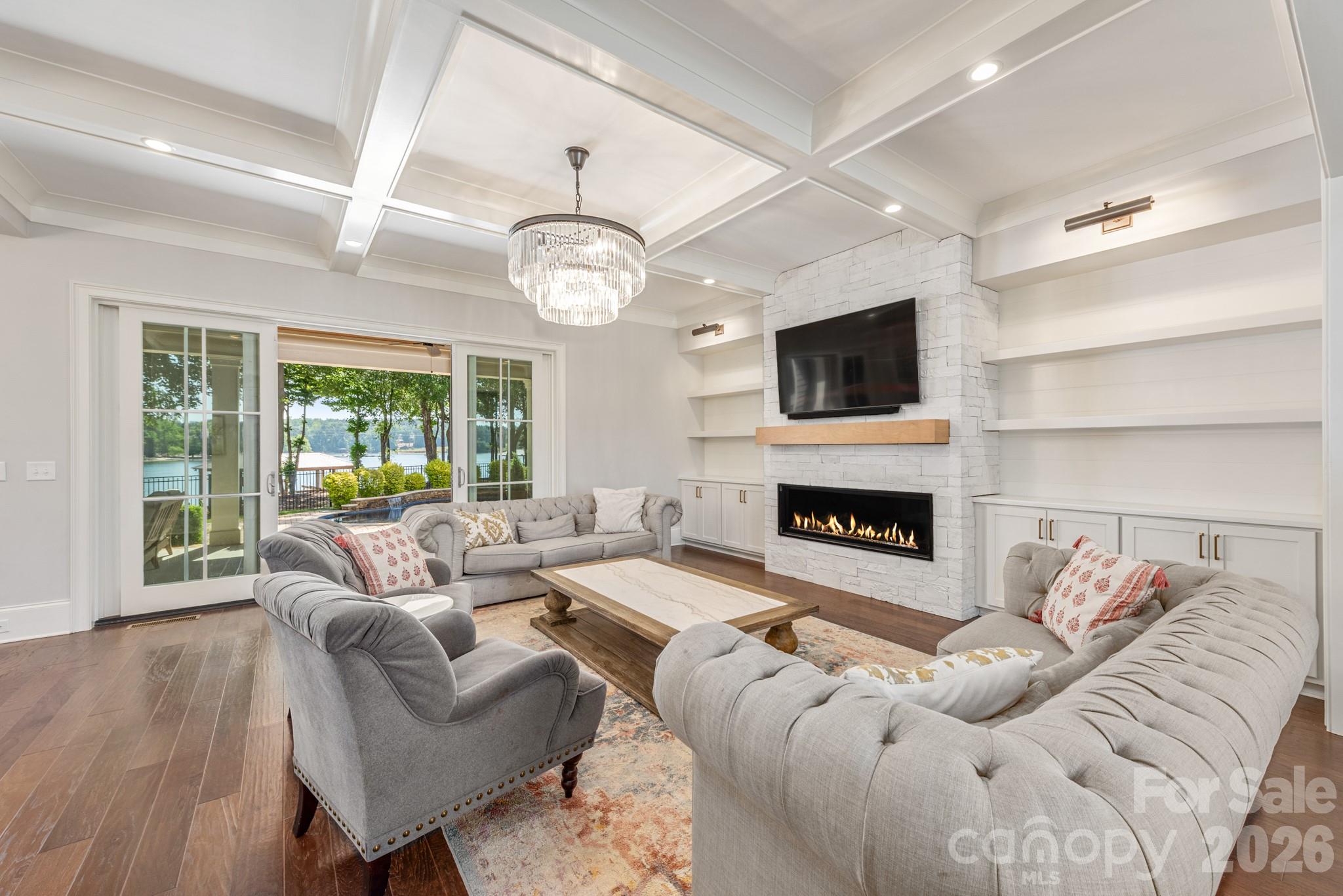 McLean - South Shore - Residential