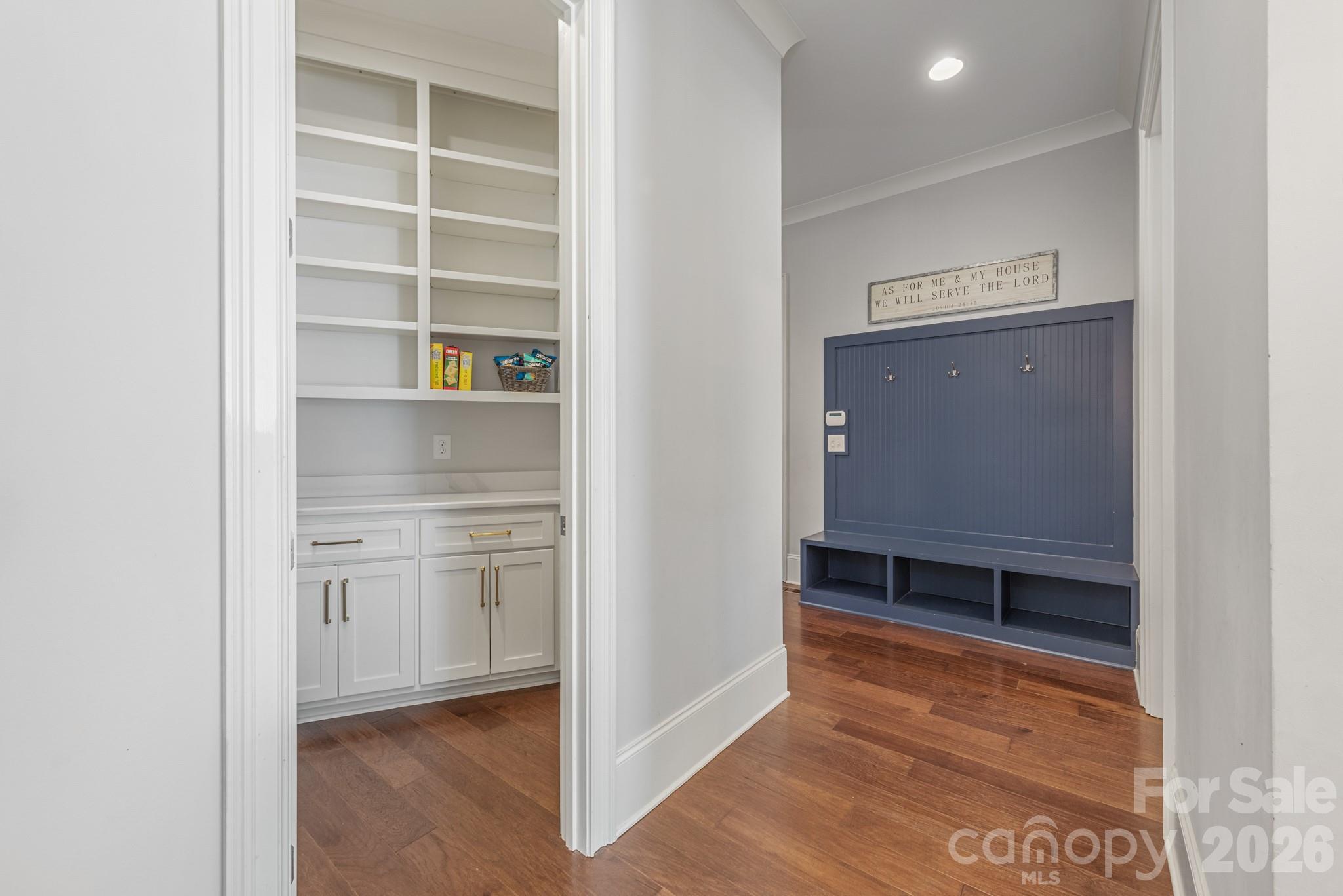 McLean - South Shore - Residential