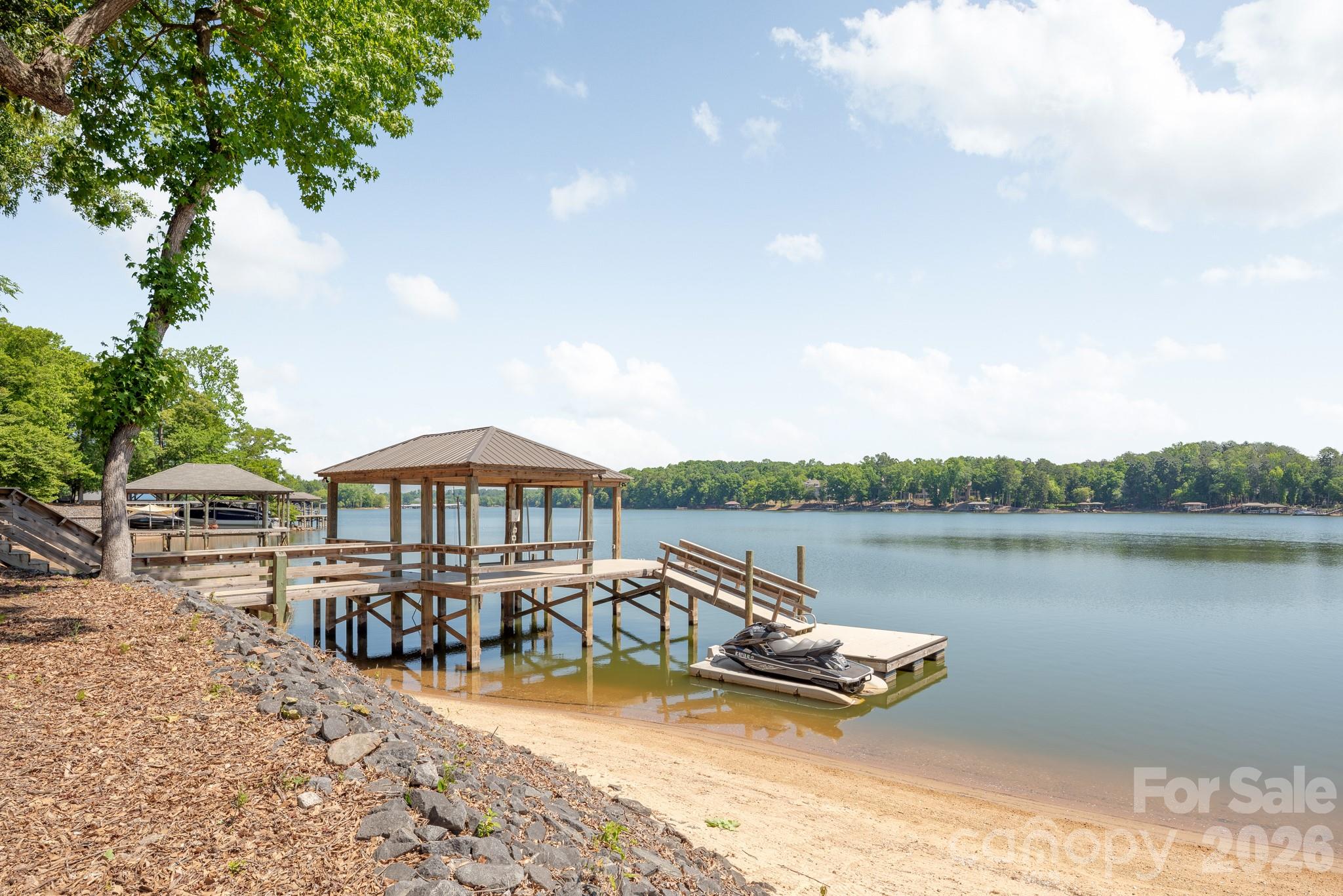 McLean - South Shore - Residential