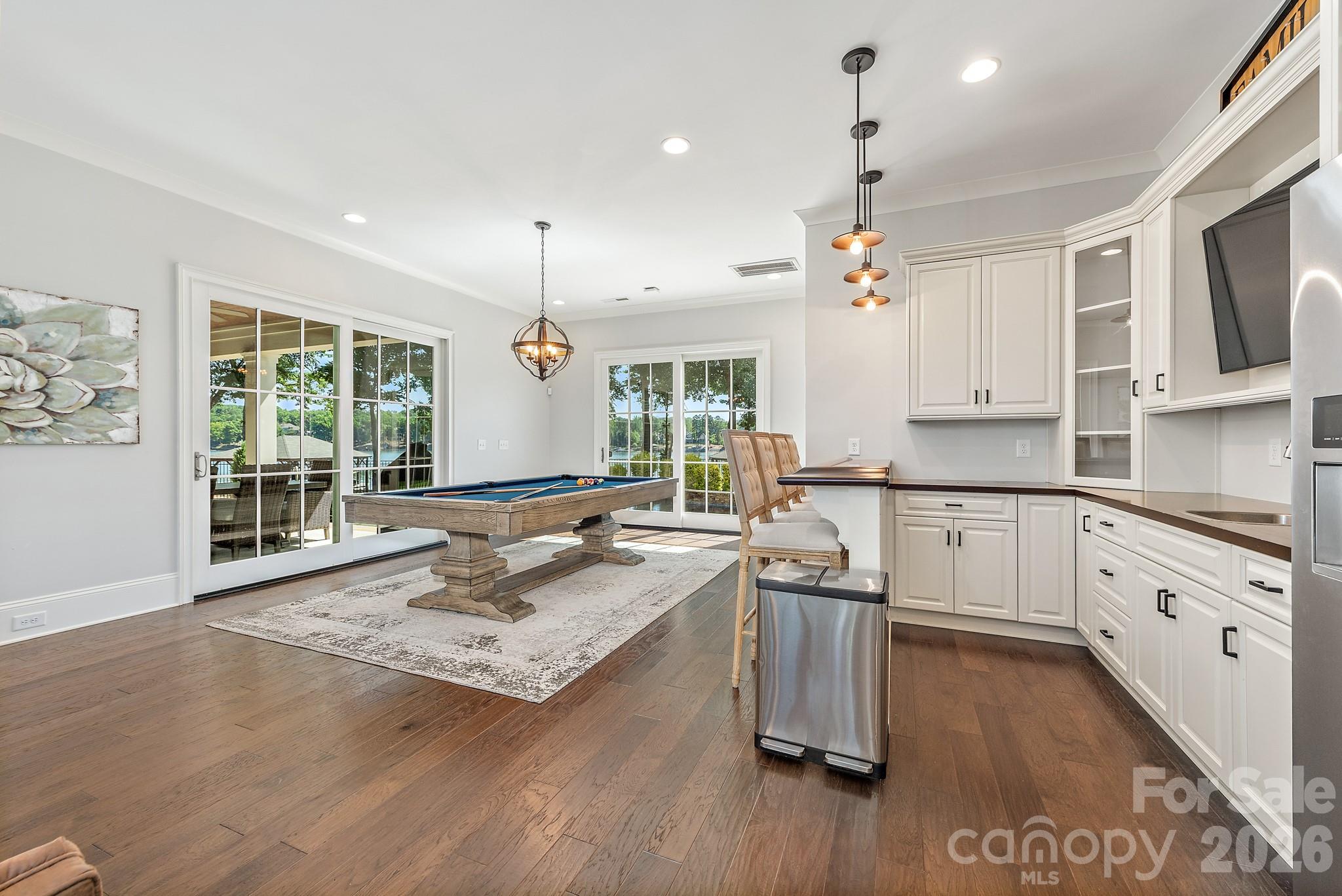 McLean - South Shore - Residential