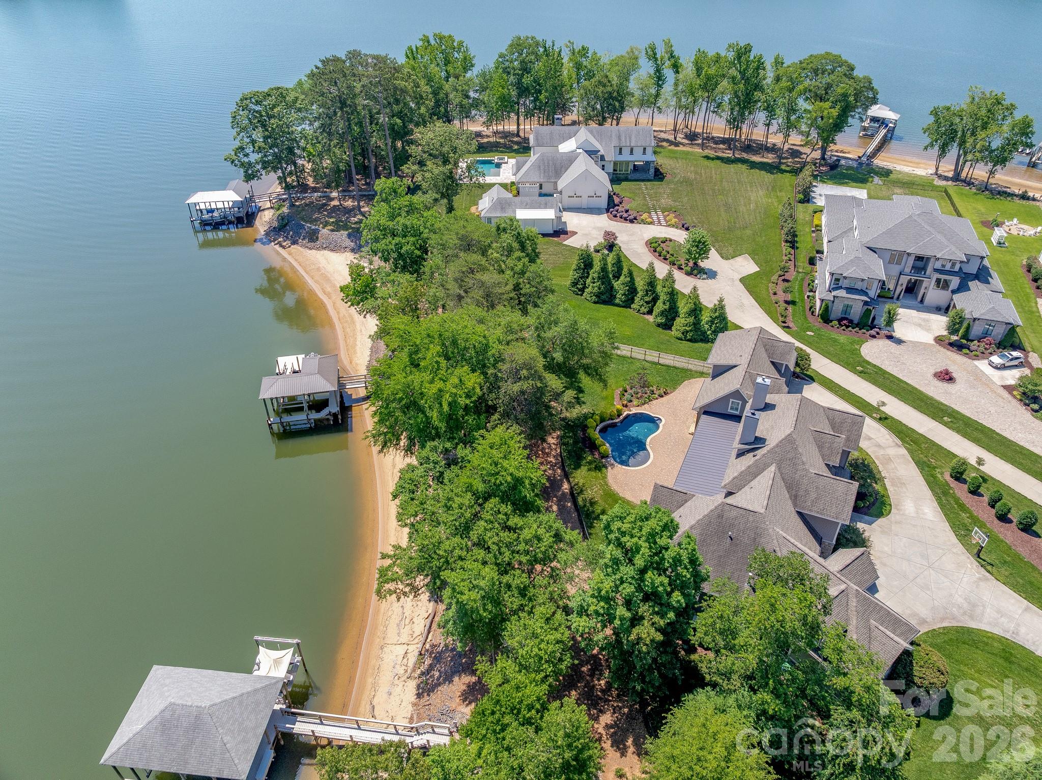 McLean - South Shore - Residential