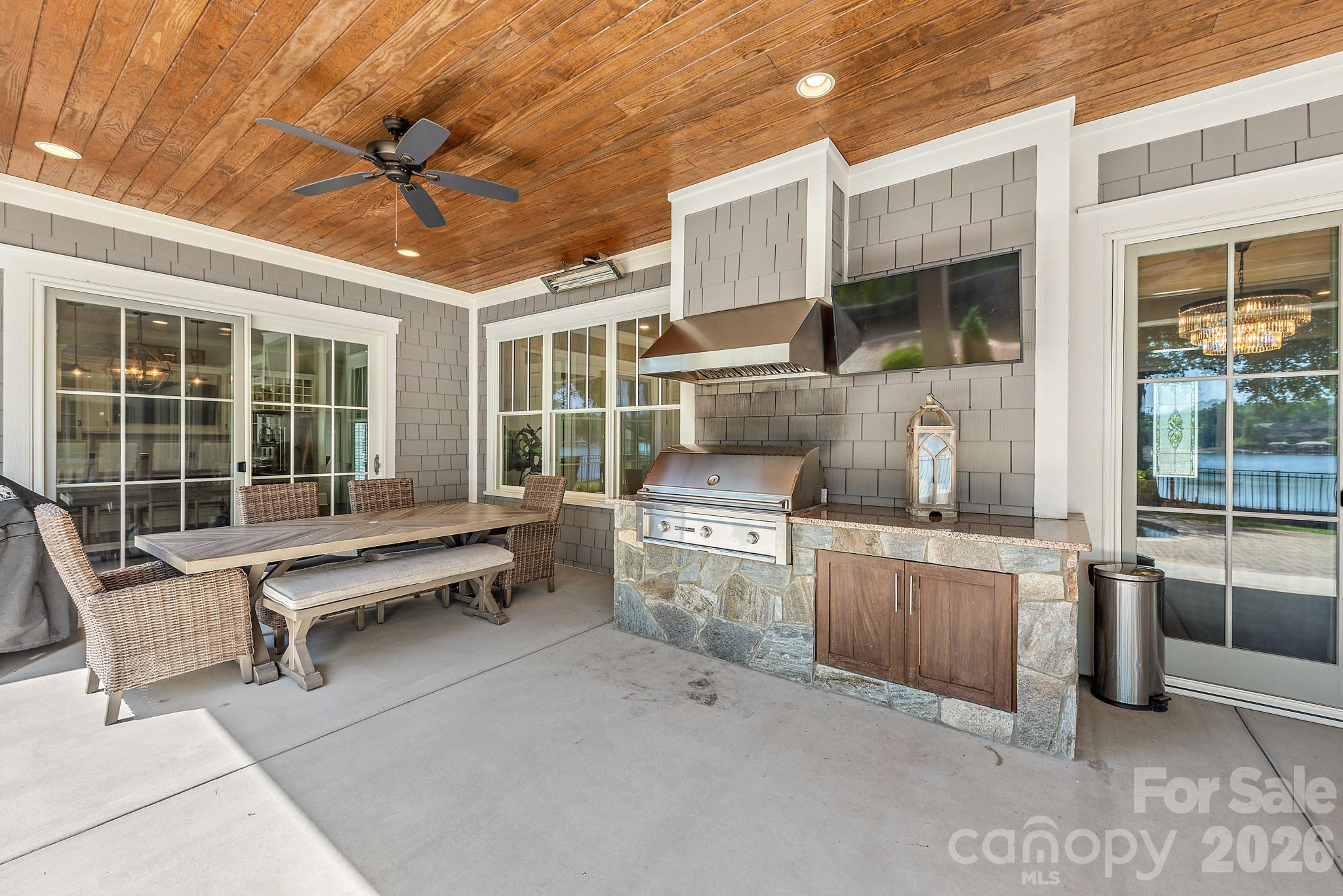 McLean - South Shore - Residential
