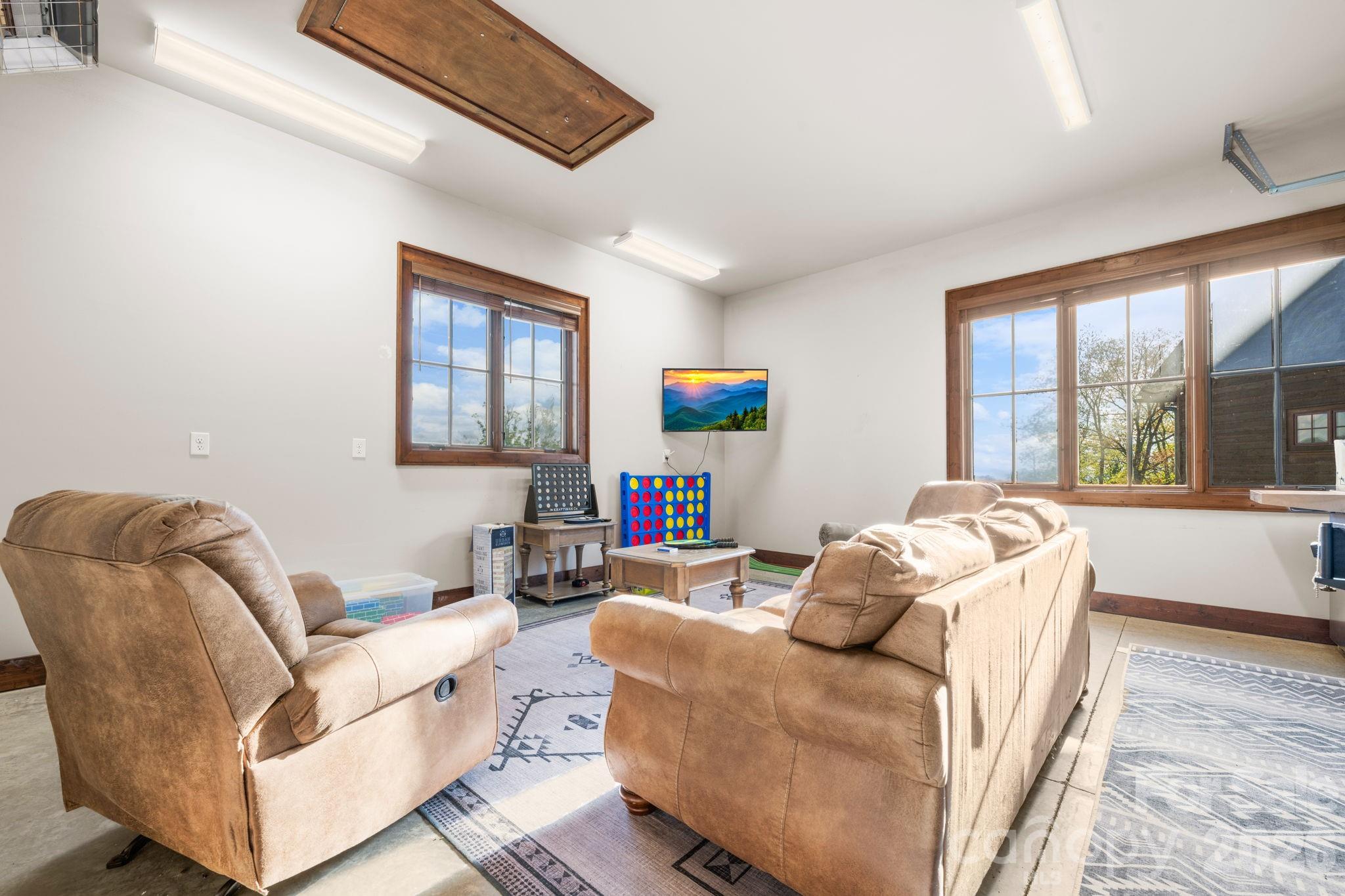 The Lodges at Eagles Nest - Residential