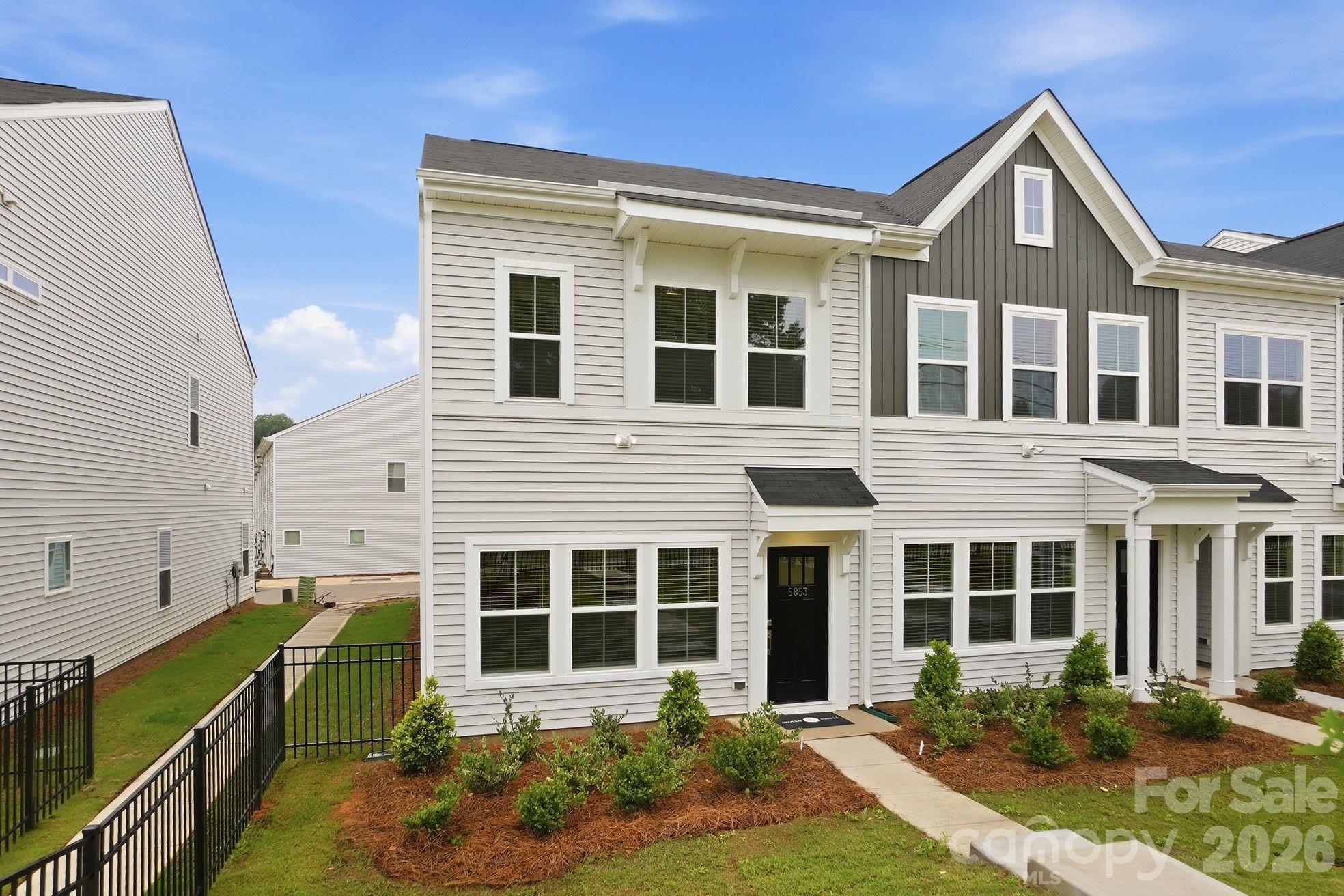 Sloan Station - Residential