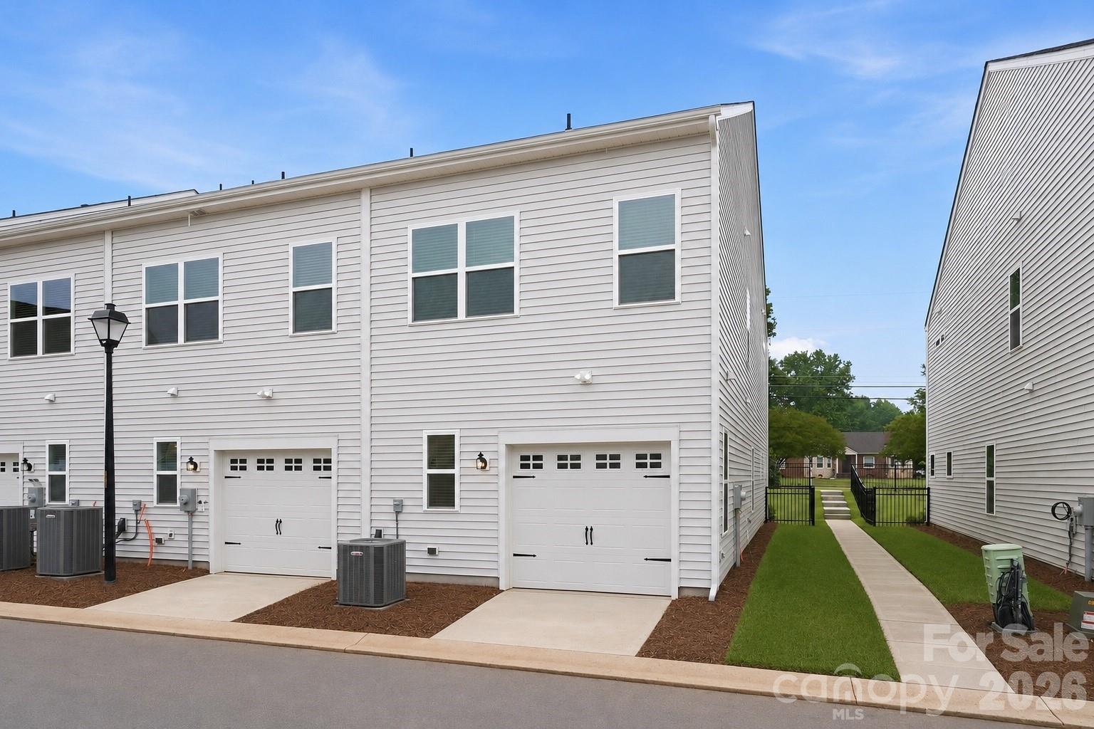 Sloan Station - Residential