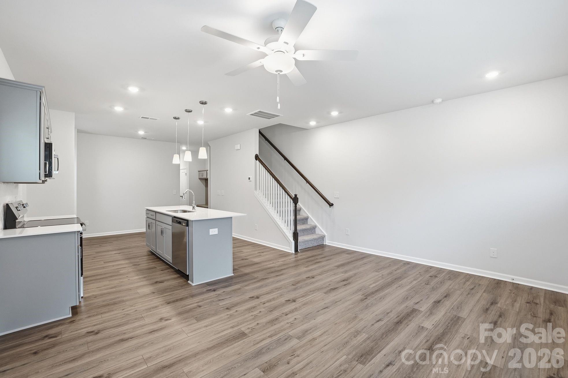 Sloan Station - Residential