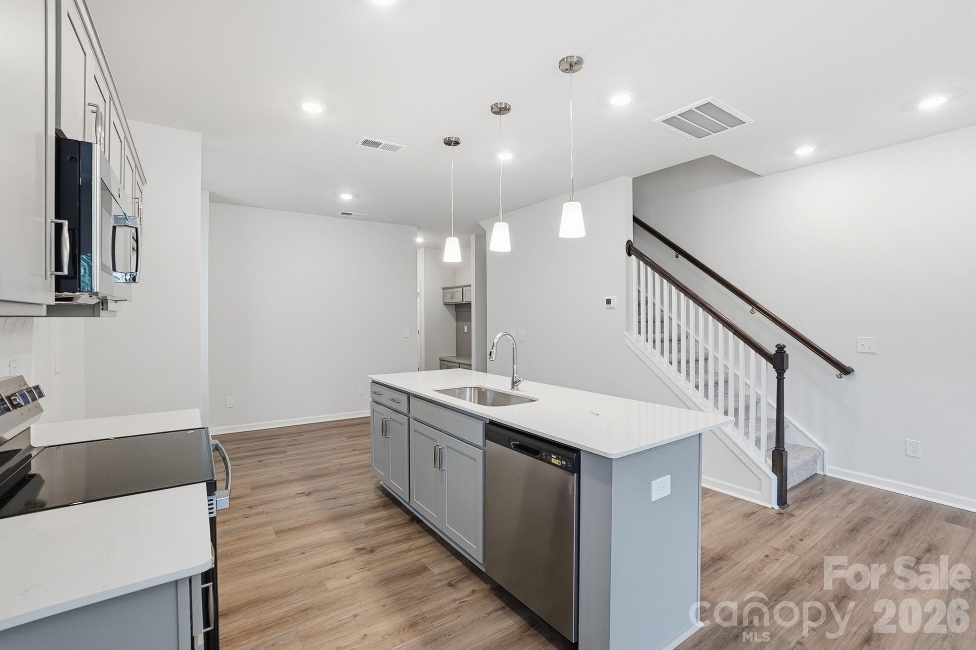 Sloan Station - Residential