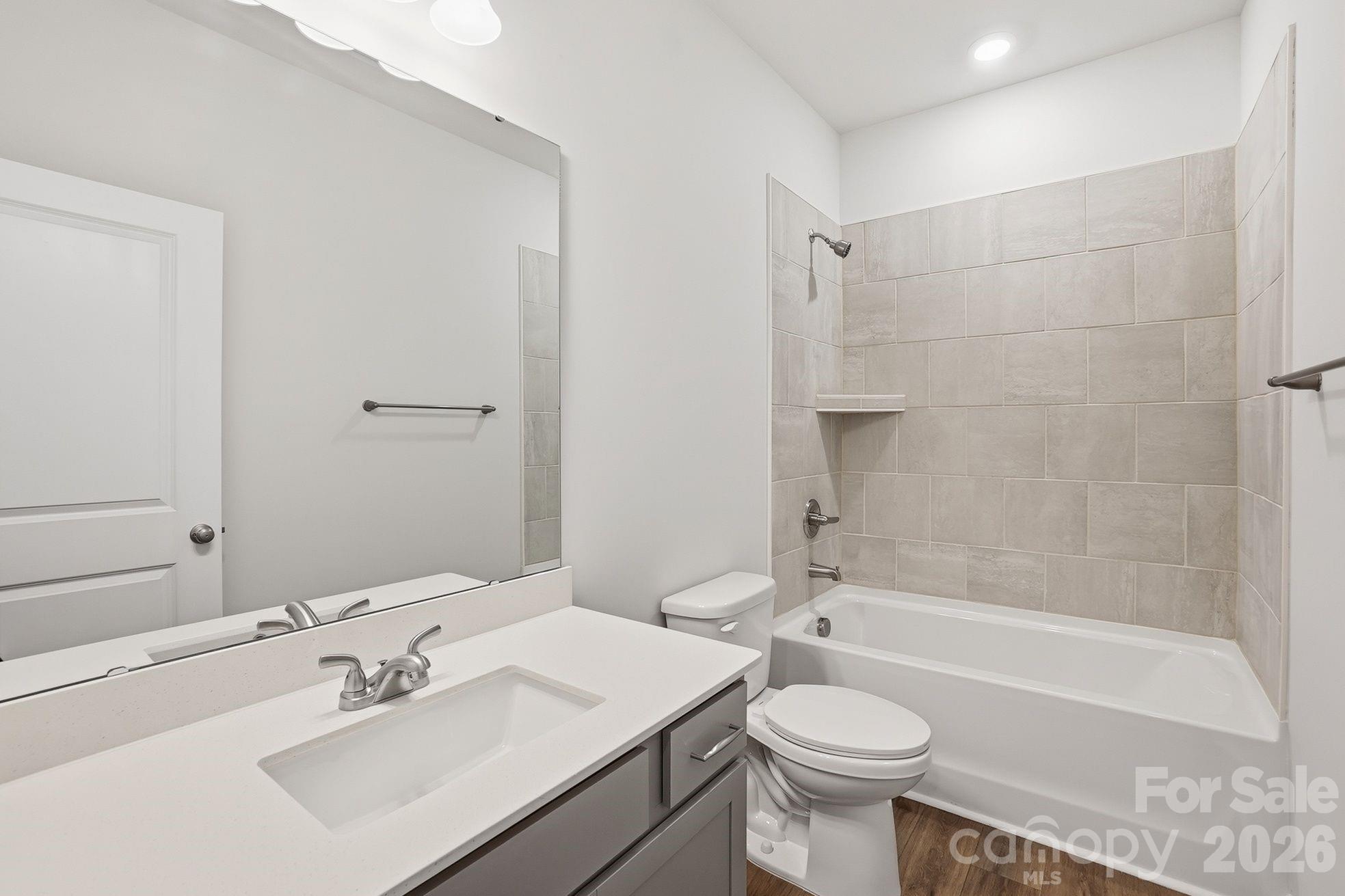 Sloan Station - Residential